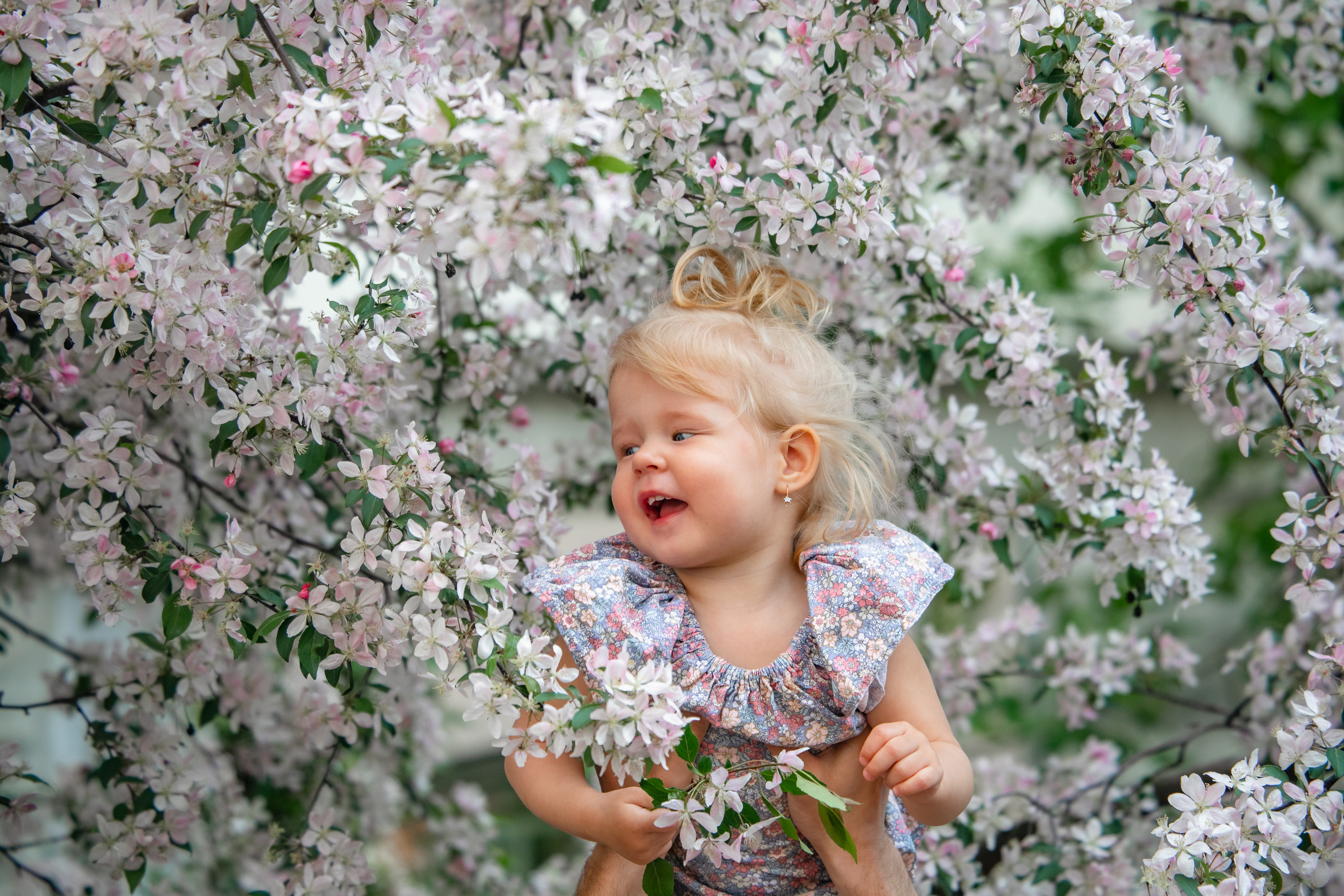 ВЕСНА. Дарья Бухреева — фотограф, видеограф и фототерапевт. Москва и мир