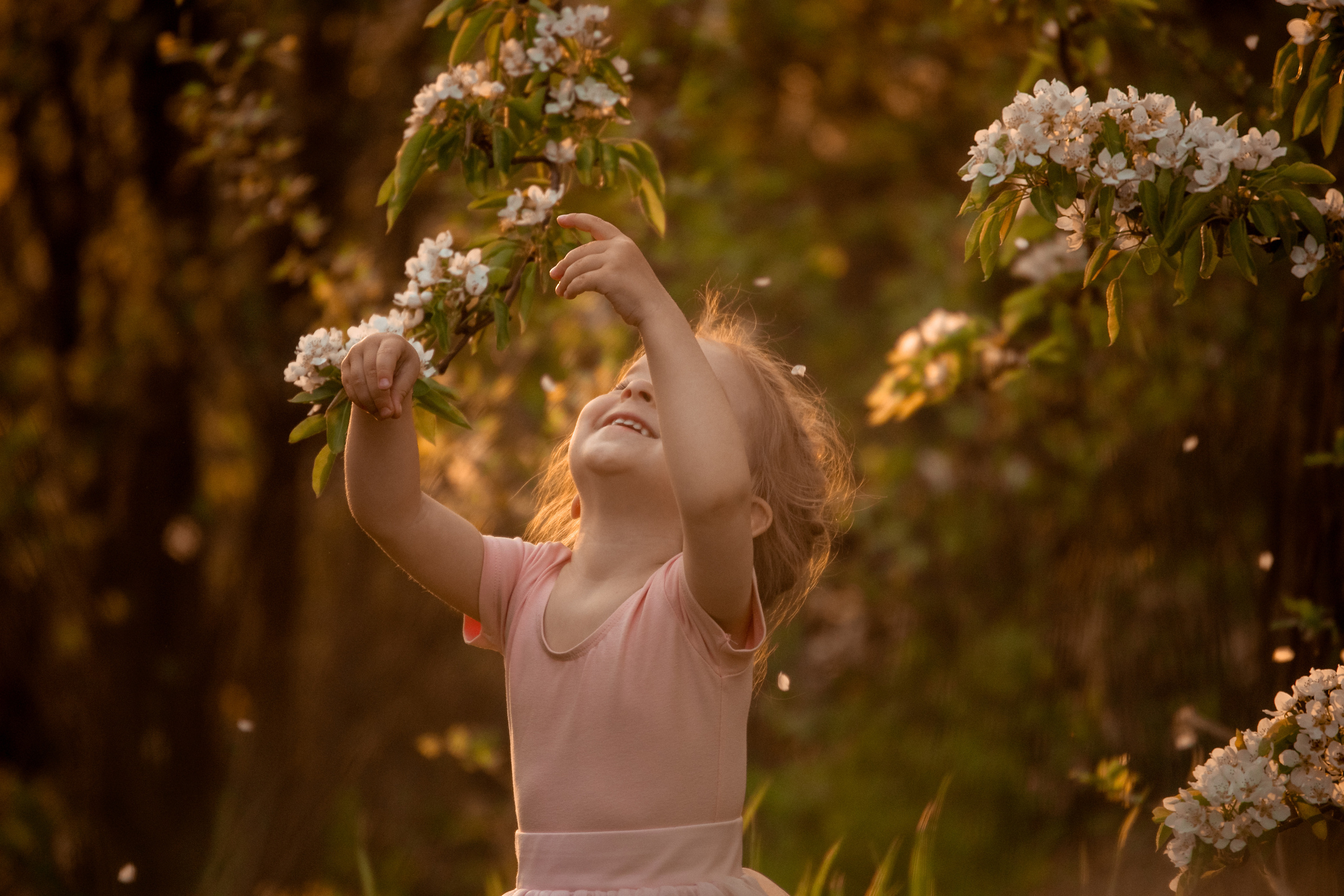 ВЕСНА. Дарья Бухреева — фотограф, видеограф и фототерапевт. Москва и мир