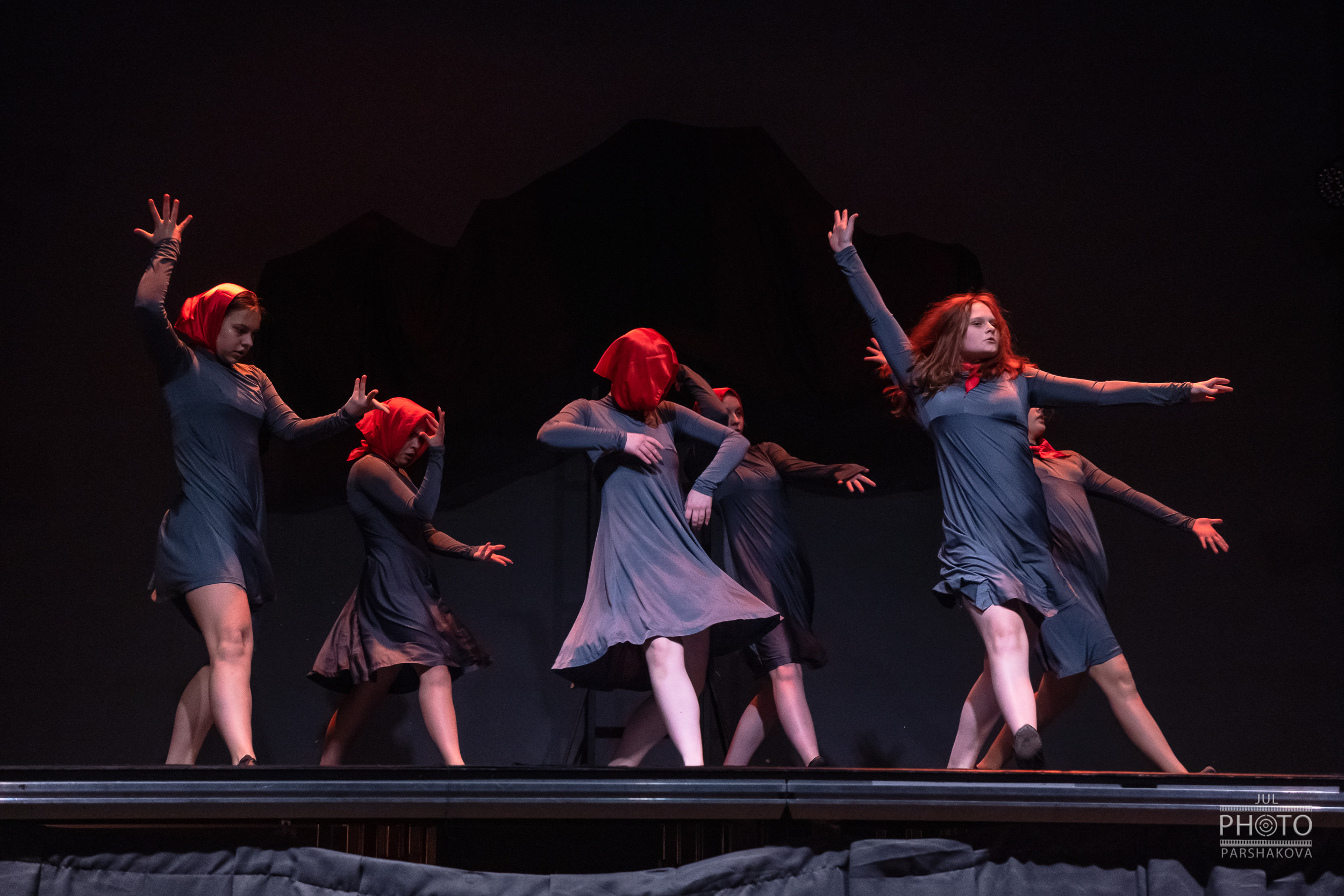 Дипломный спектакль Героини нашего времени. Фотограф в Санкт-Петербурге и Москве Юлия Паршакова