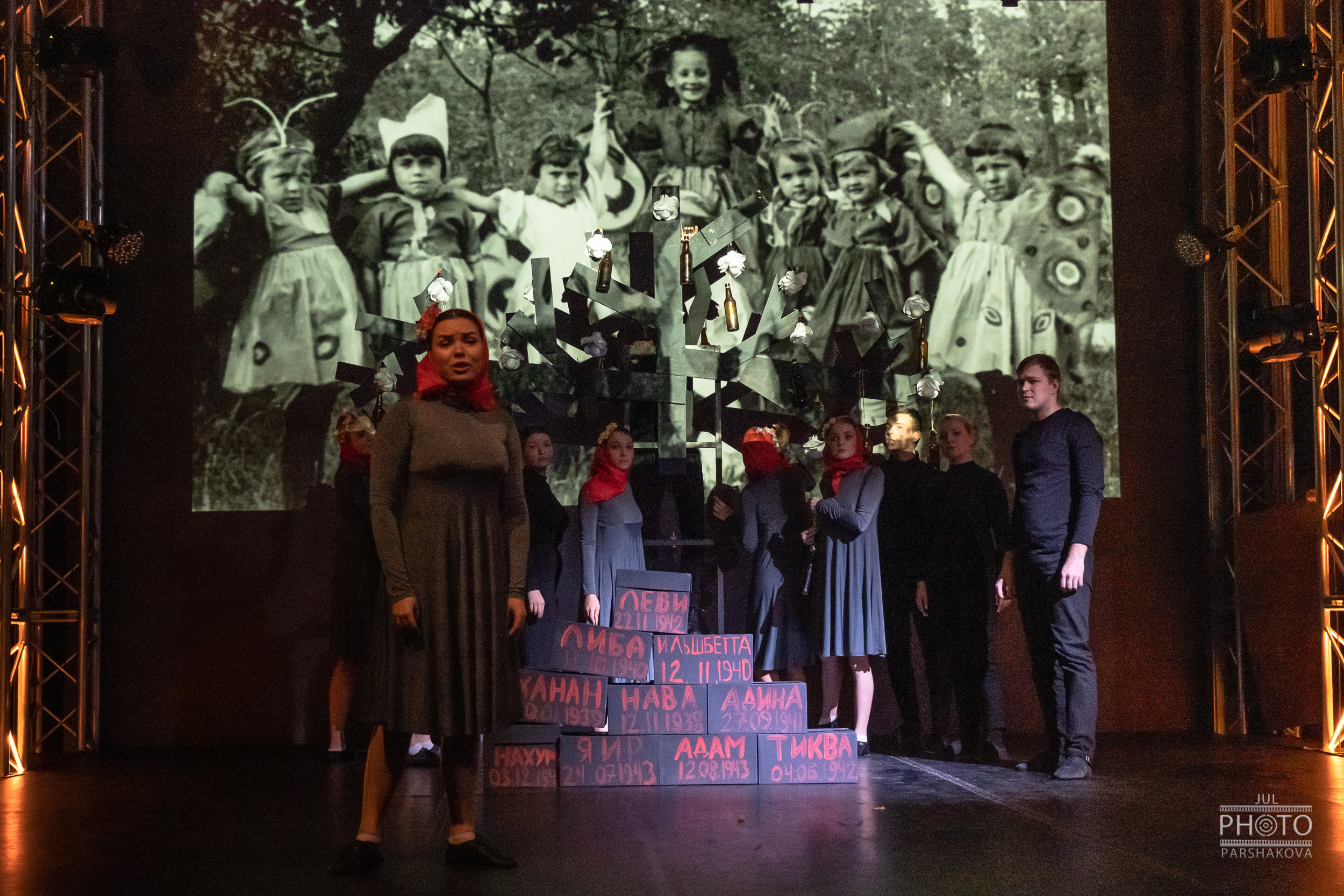 Дипломный спектакль Героини нашего времени. Фотограф в Санкт-Петербурге и Москве Юлия Паршакова