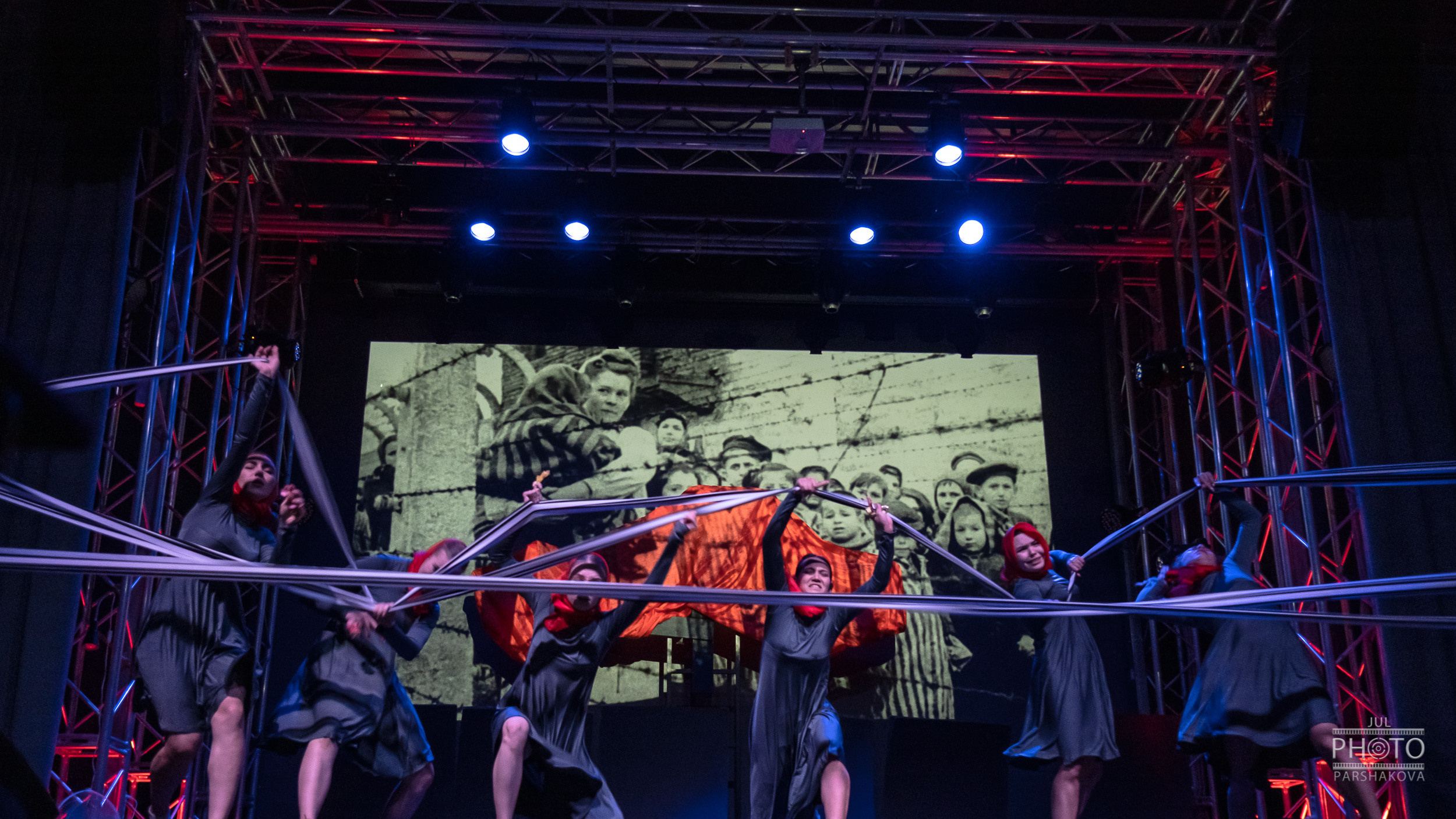 Дипломный спектакль Героини нашего времени. Фотограф в Санкт-Петербурге и Москве Юлия Паршакова