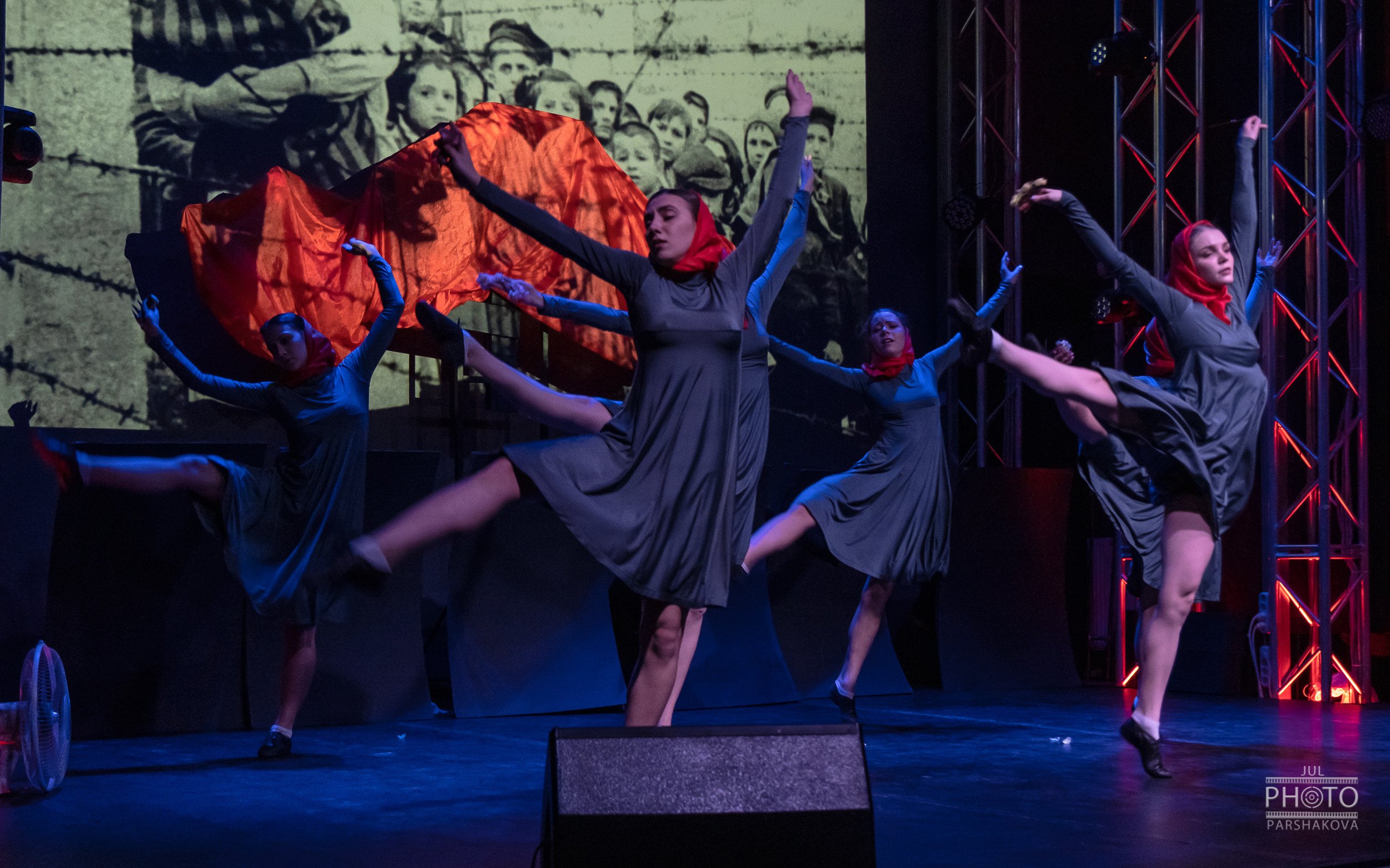 Дипломный спектакль Героини нашего времени. Фотограф в Санкт-Петербурге и Москве Юлия Паршакова