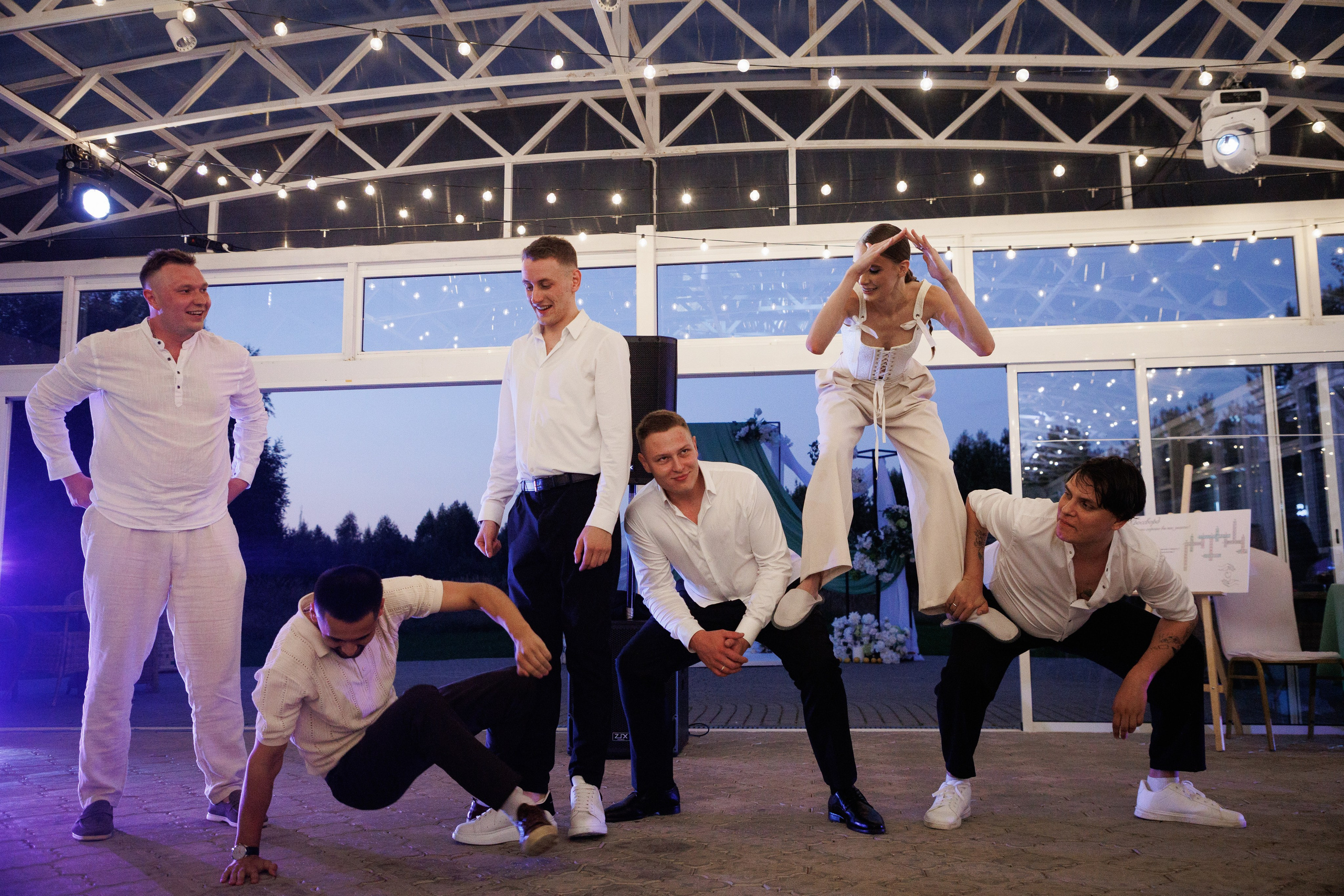 Сентябрь 2025, Белый лис, Выкса. Фотограф городских и семейных событий в Нижнем Новгороде Артем Карпухин