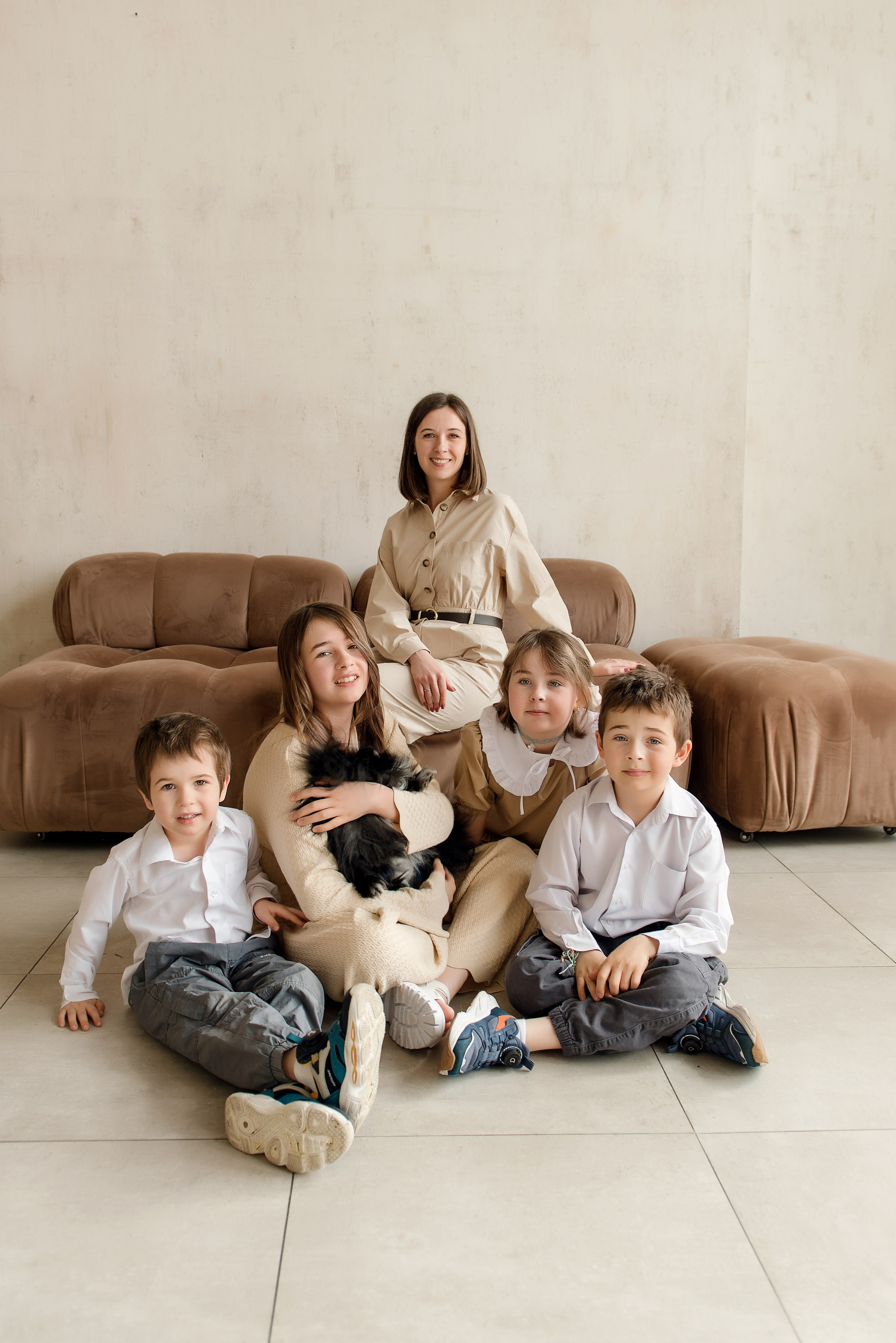 Семейная съёмка в студии. Детский фотограф в Долгопрудном и Москве