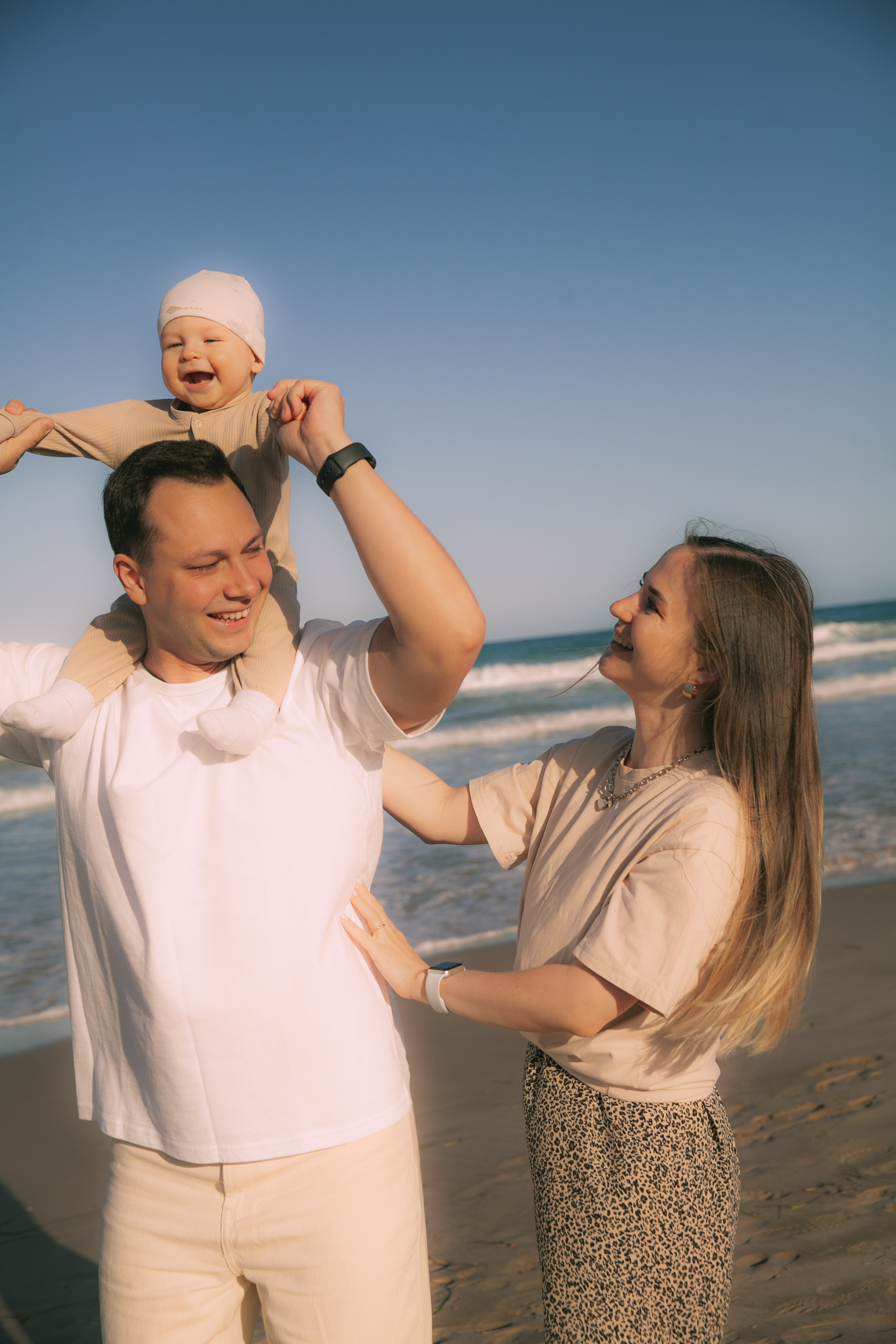 George & Veronika with David. ANNA KUDRINA PHOTOGRAPHY Russia