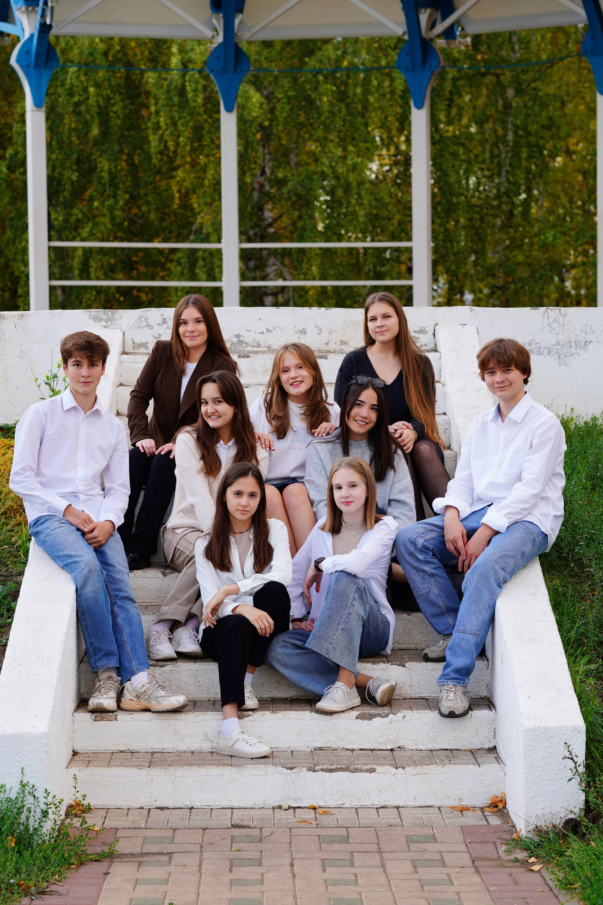 Осень 9,11 класс. Современные выпускные альбомы. Мы делаем не просто альбомы, а стильные фотокниги