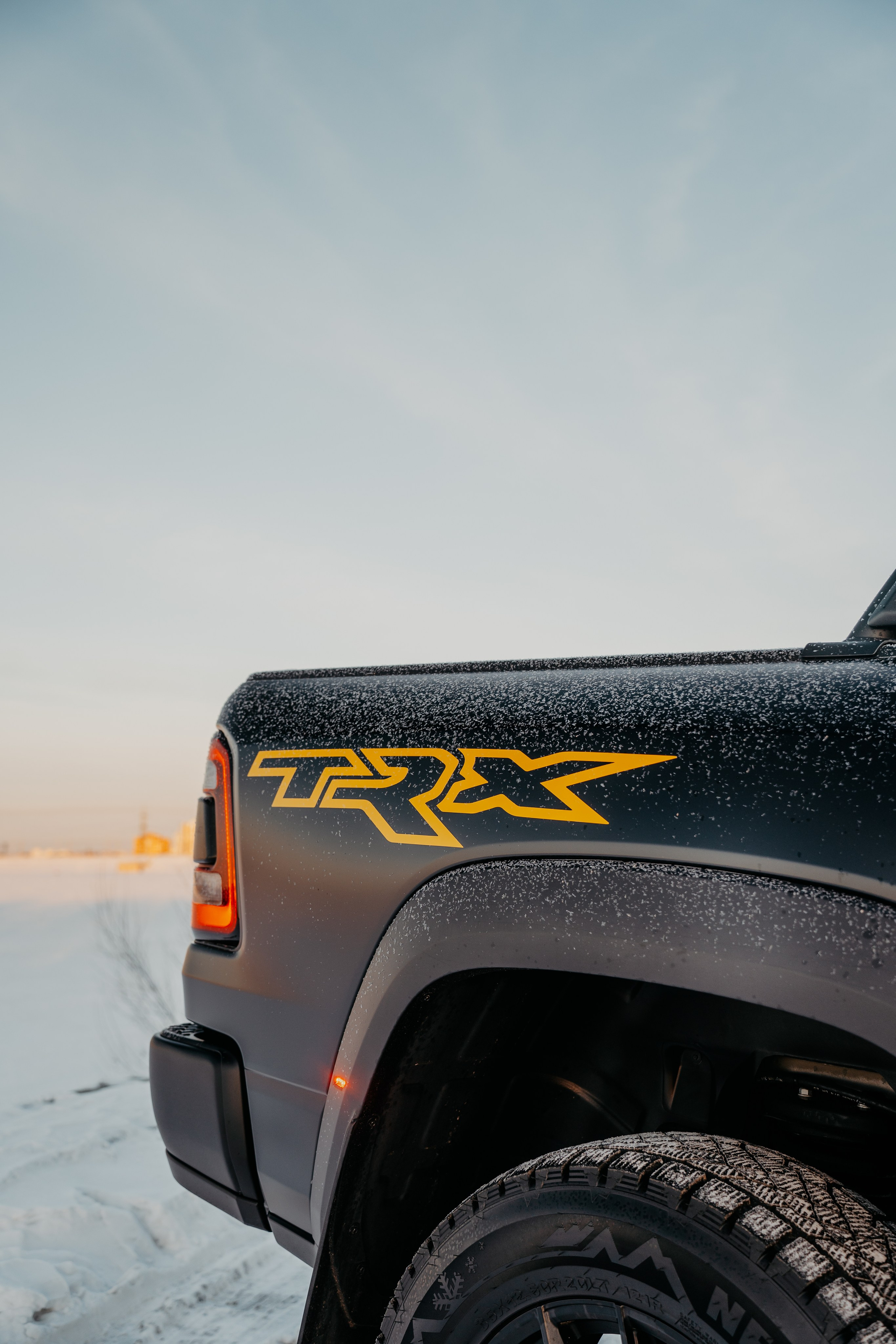Ram Rebel TRX. Фотограф, видеограф и пилот дрона на Байкале