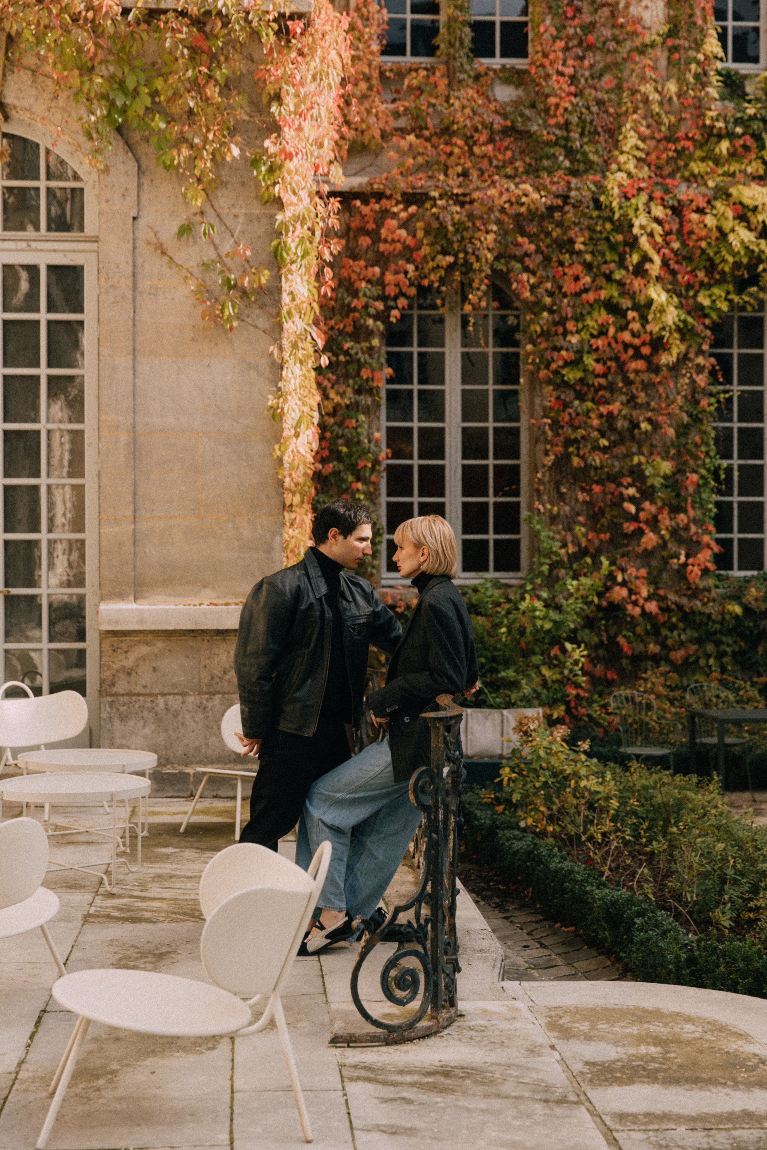 First love is something that lasts forever. Photographer in Paris