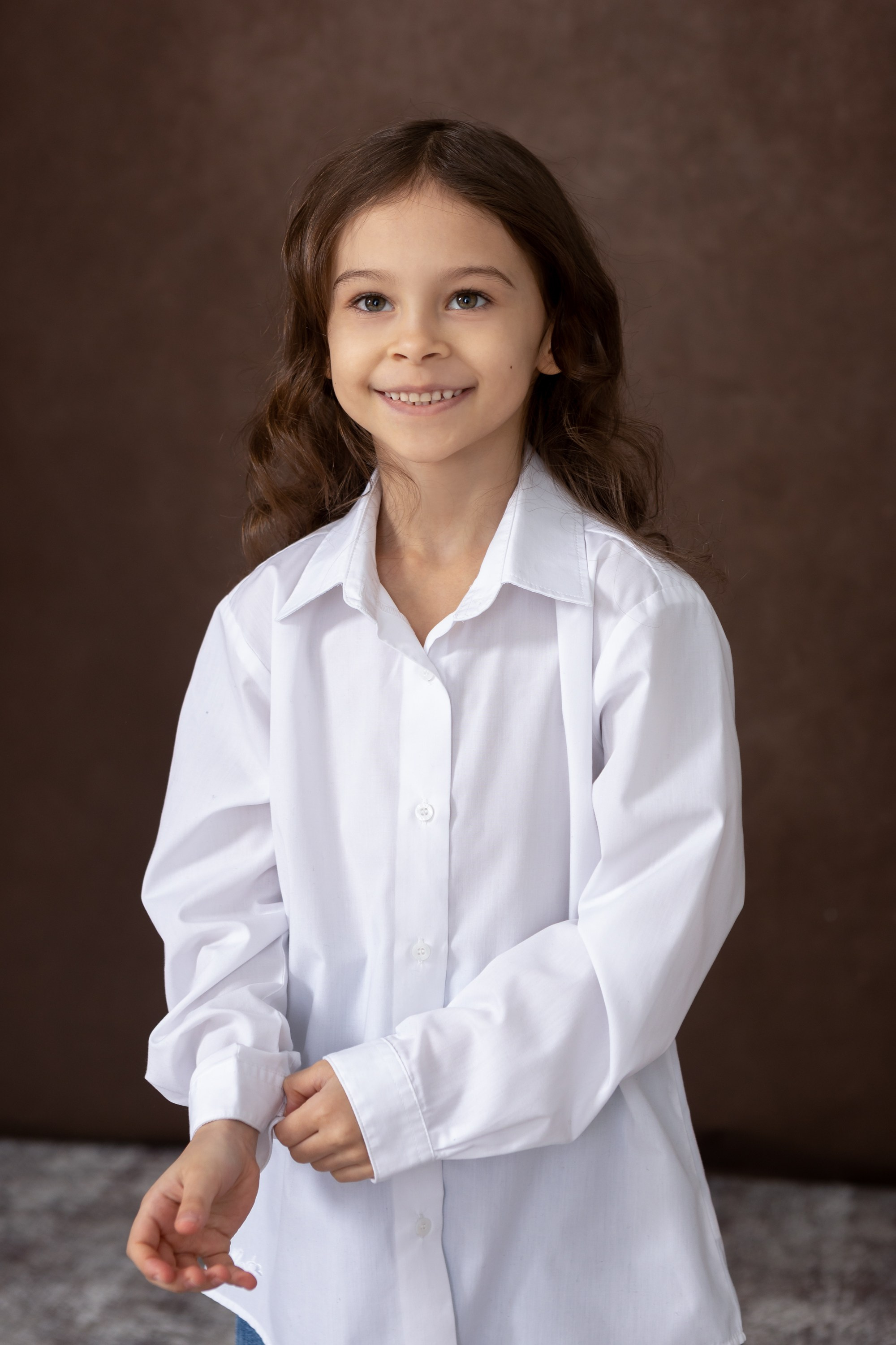 Семейная фотосессия в студии. Фотограф в Оренбурге. Профессиональный фотограф