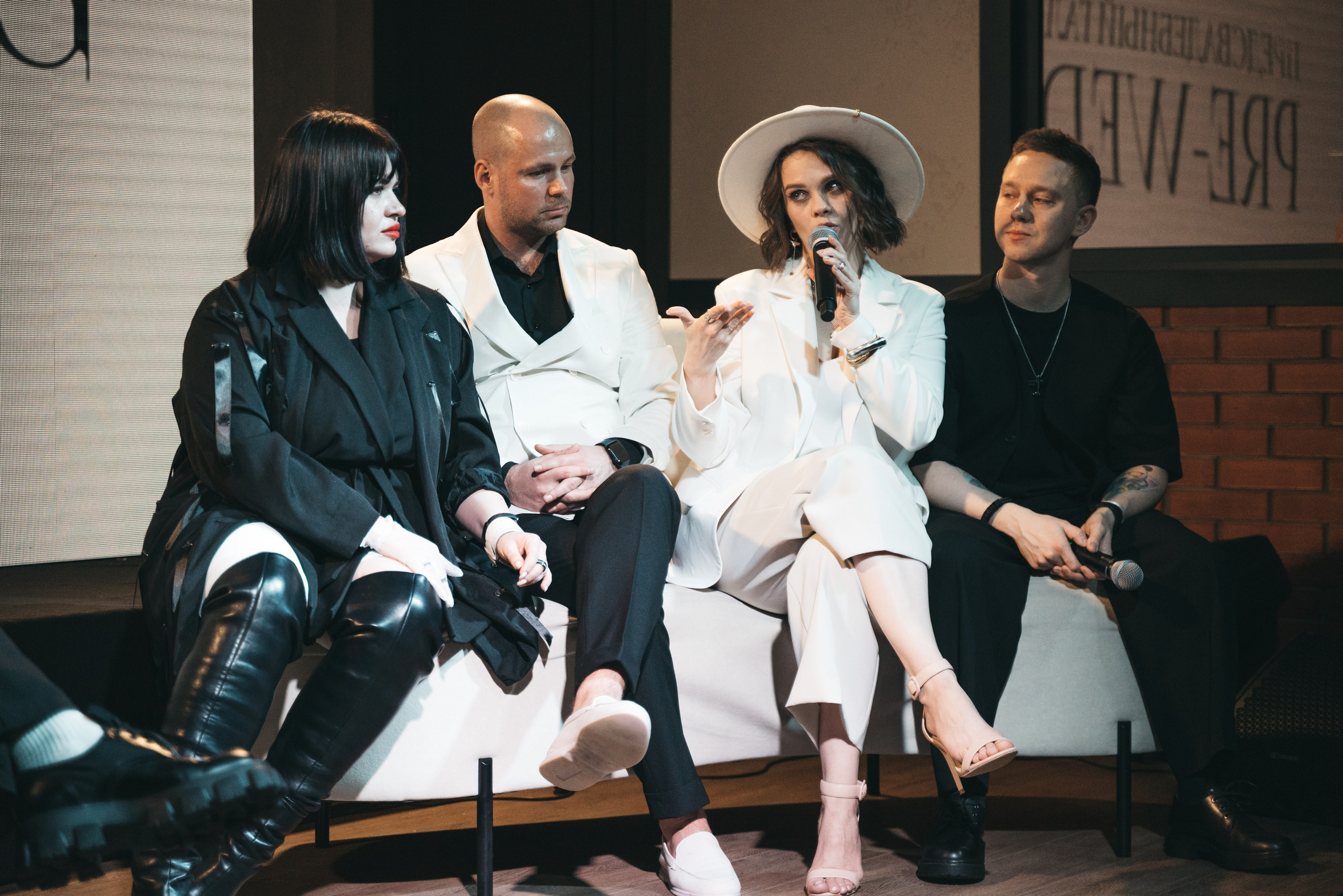 WhiteRoom Pre-wedding. Репортажный и свадебный фотограф в Сургуте