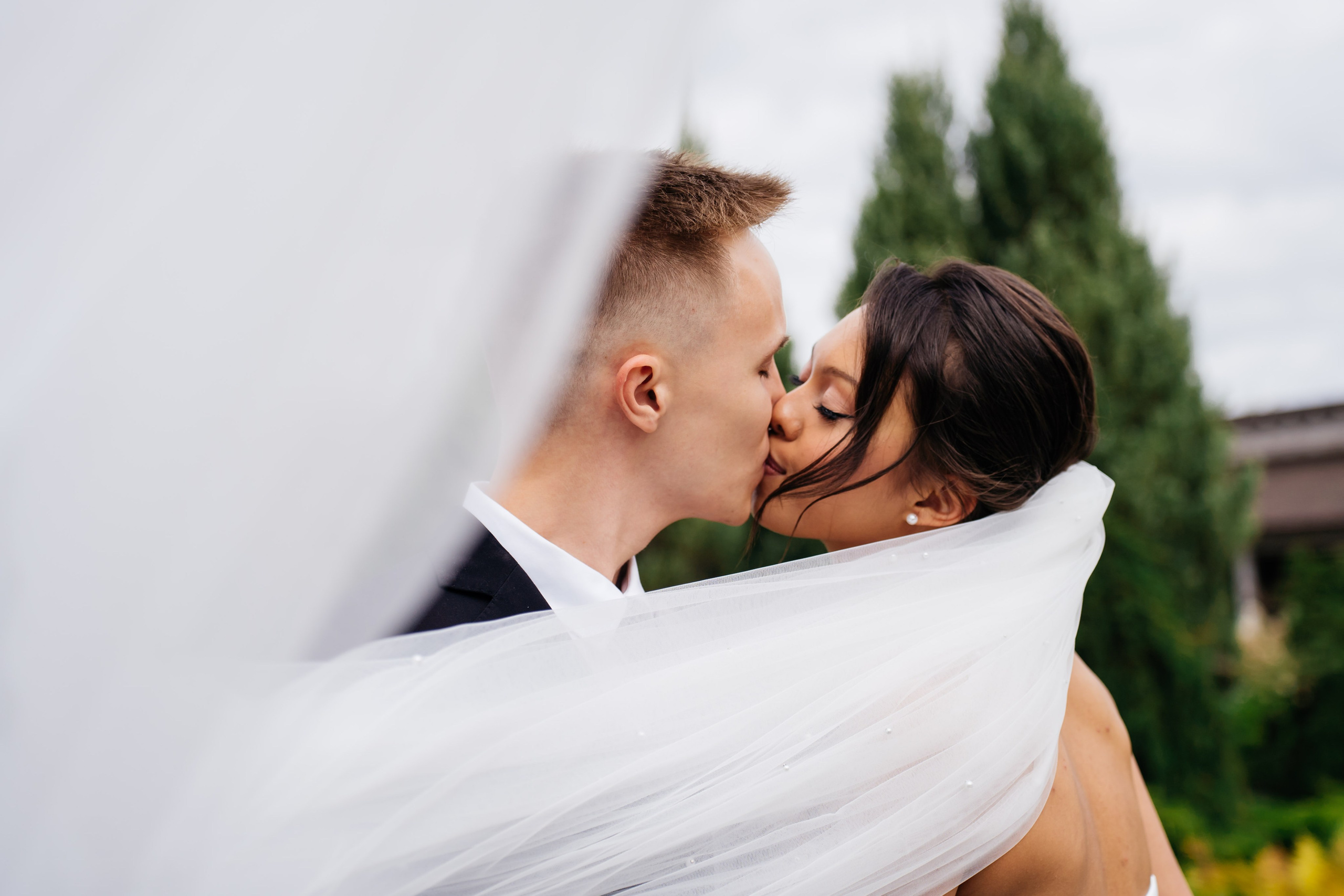 Свадебная сьемка. Видеограф и Фотограф в Челябинске Ксения и Владимир Рюмины