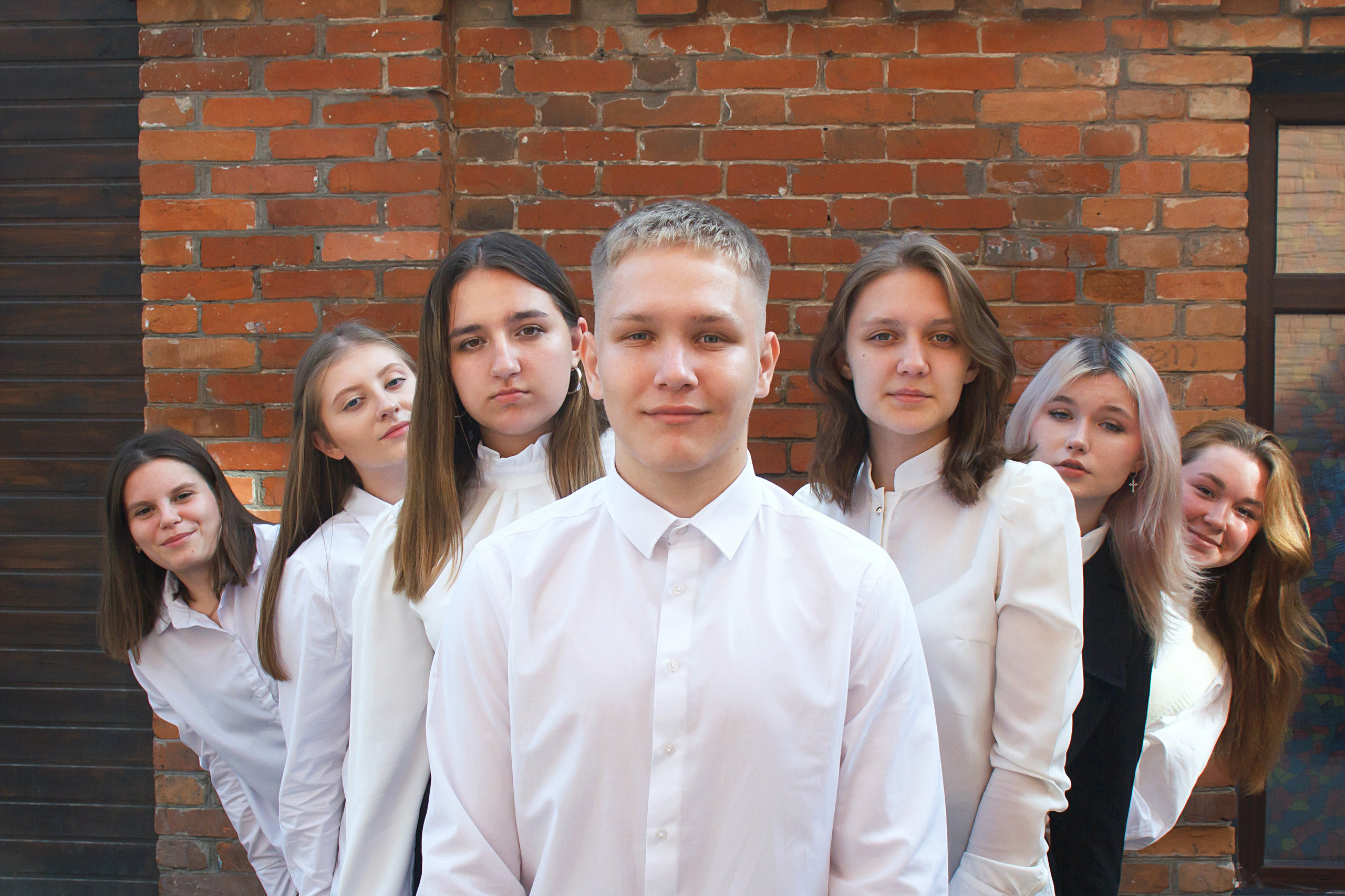 Выпускной альбом 2023. Фотограф и видеограф в Омск/Москва Сащенко Лера