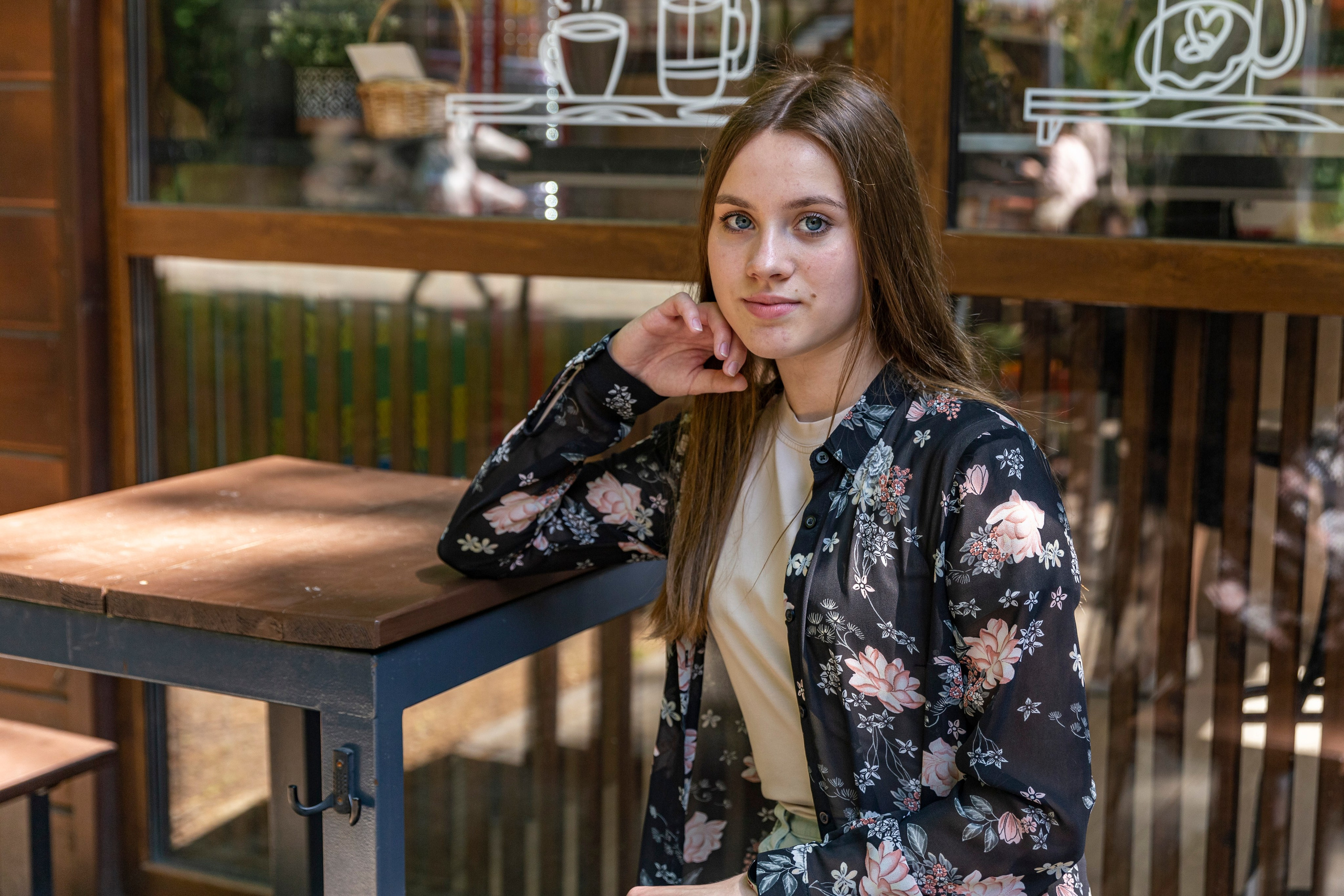 Фотосъемка 9 класс. Свадебный фотограф Марина Суворова и видеооператор Олег Петров