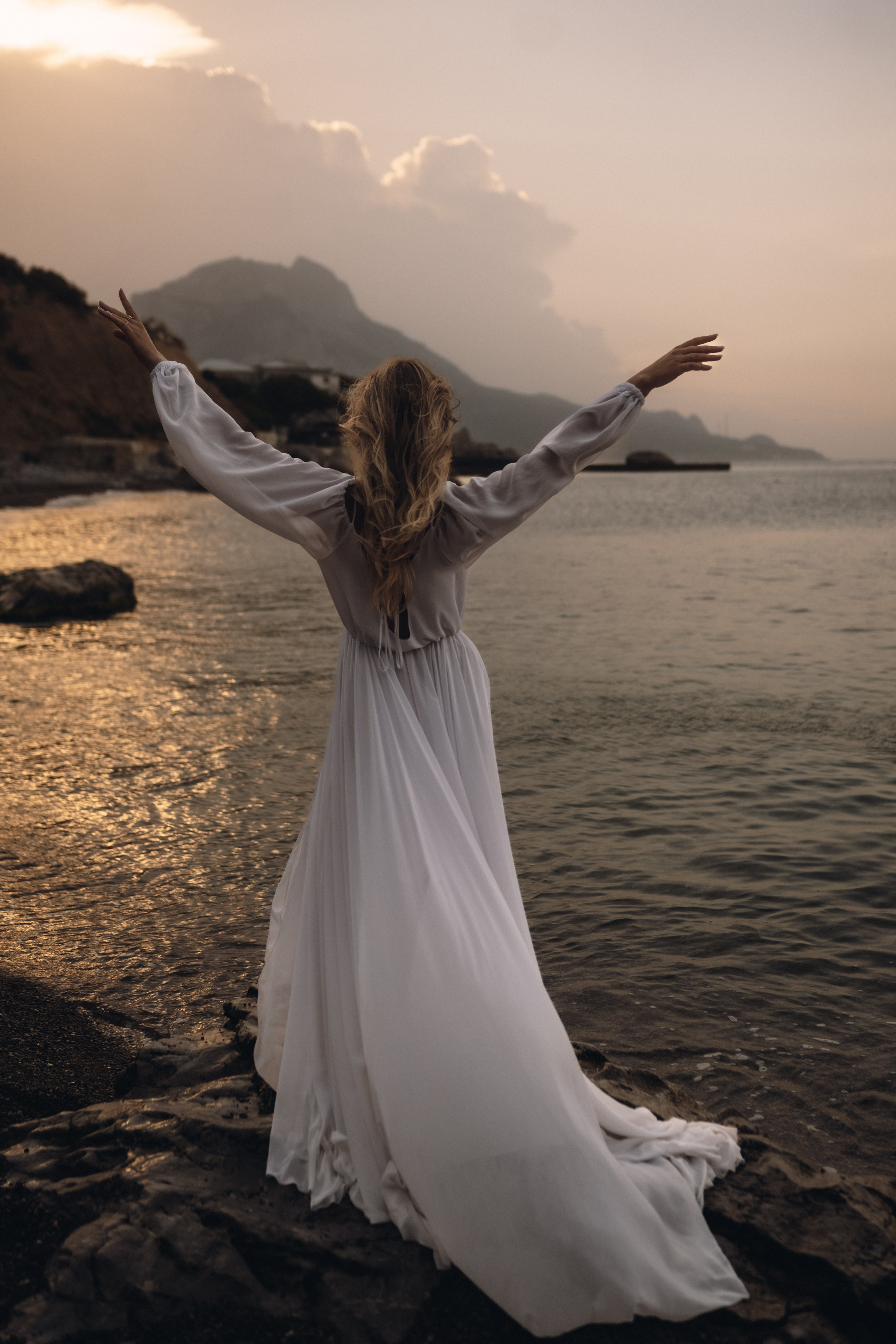 фотосессия в Крыму ,фотосессия на море ,фотосессия на яхте ,фотосессия лав стори ,лав стори Крым ,фотосессия Балаклава, фотосессия Москва ,свадебная фотосессия на яхте ,свадебная фотосесси яна рассвете ,лав стори на рассвете ,свадебная фотосессия на закате ,лав стори на закате ,видео съемка крым ,видеограф на свадьбу