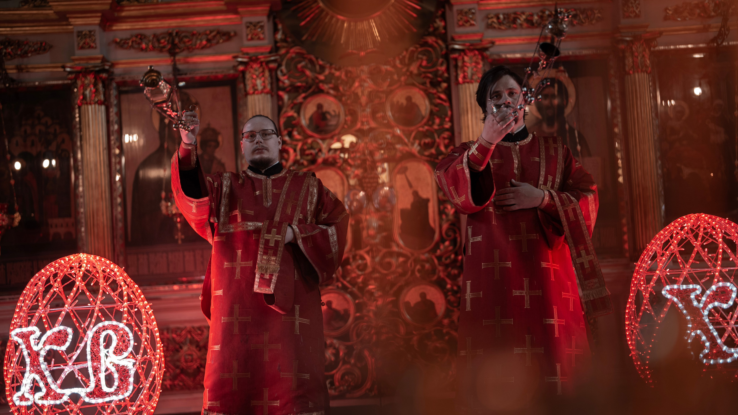 БОГОСЛУЖЕНИЯ. Фотограф Елена Лунева