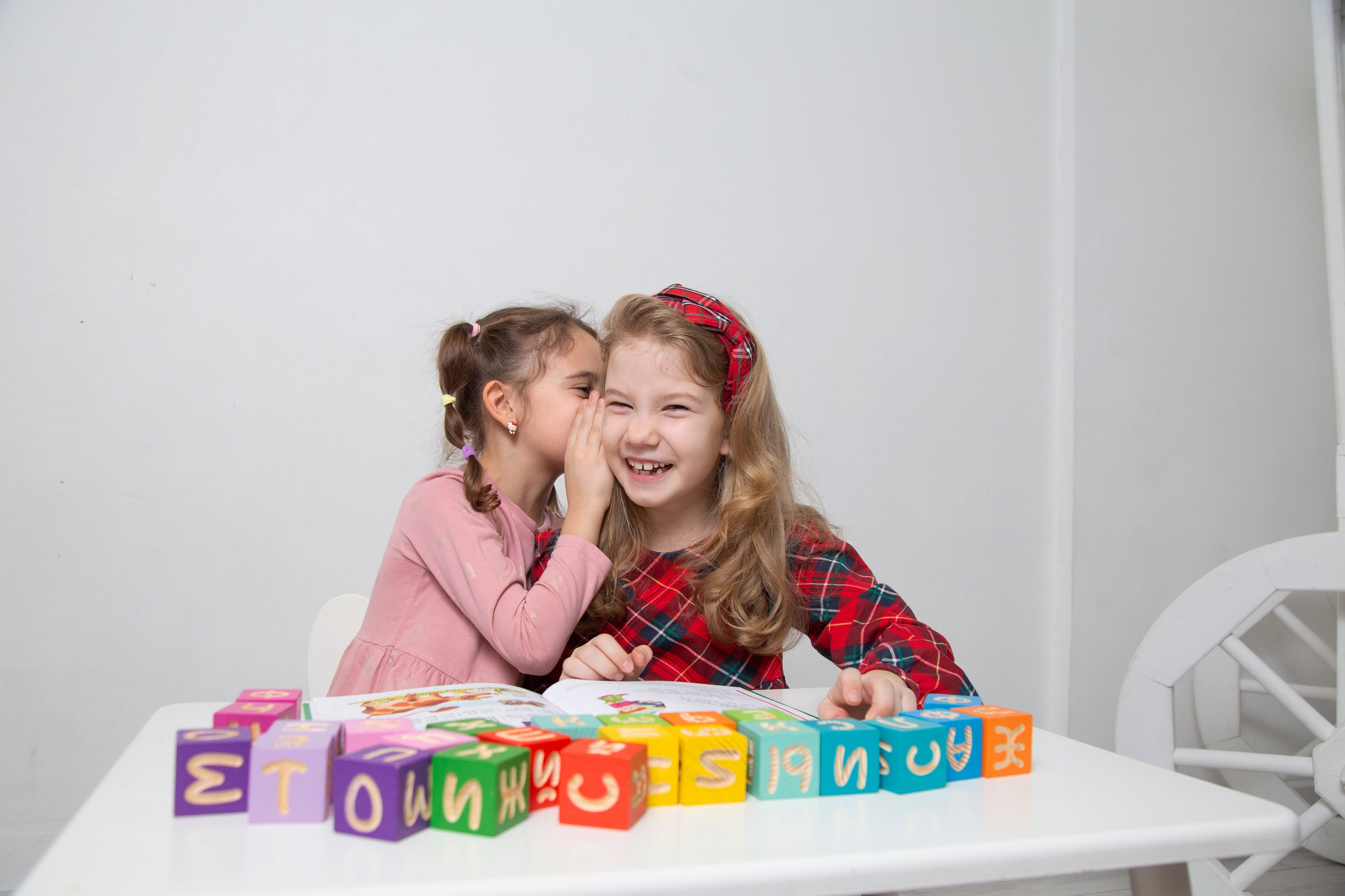 Галерея фотографий для детского сада. Выпускные фотоальбомы на заказ в Москве. Ксения Фоломкина