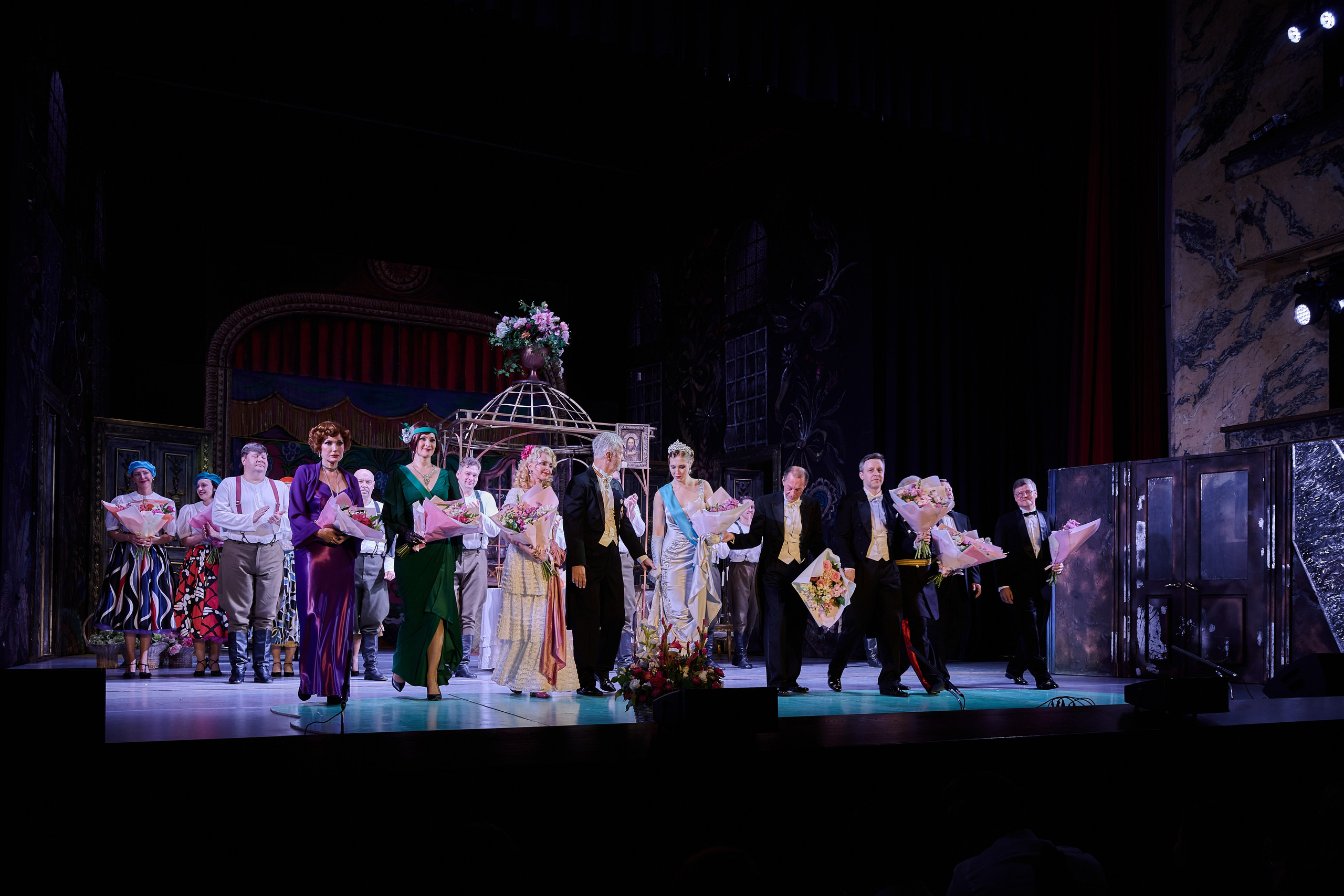 Спектакль «Товарищ». Фотограф Роман Адлер