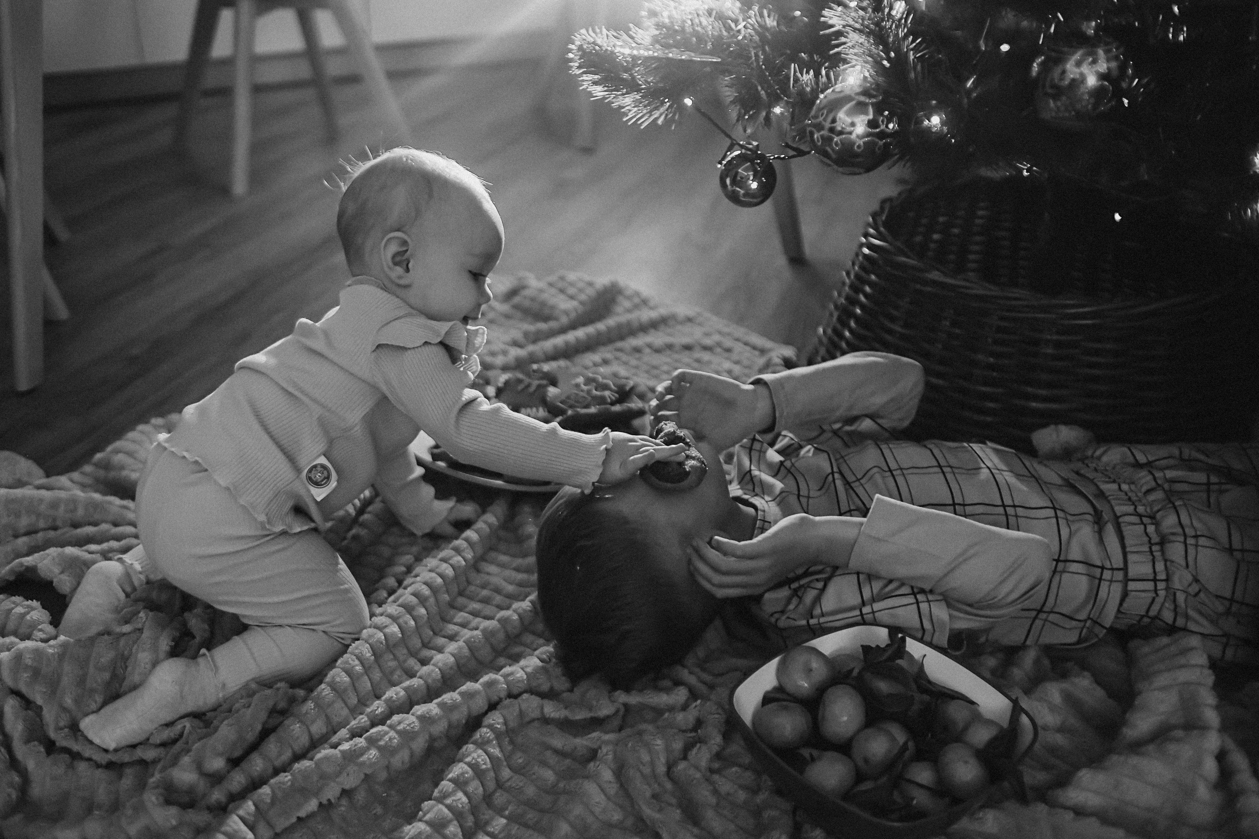 Дома. Семейный фотограф Тюмень, фотограф на роды Салмина Мария