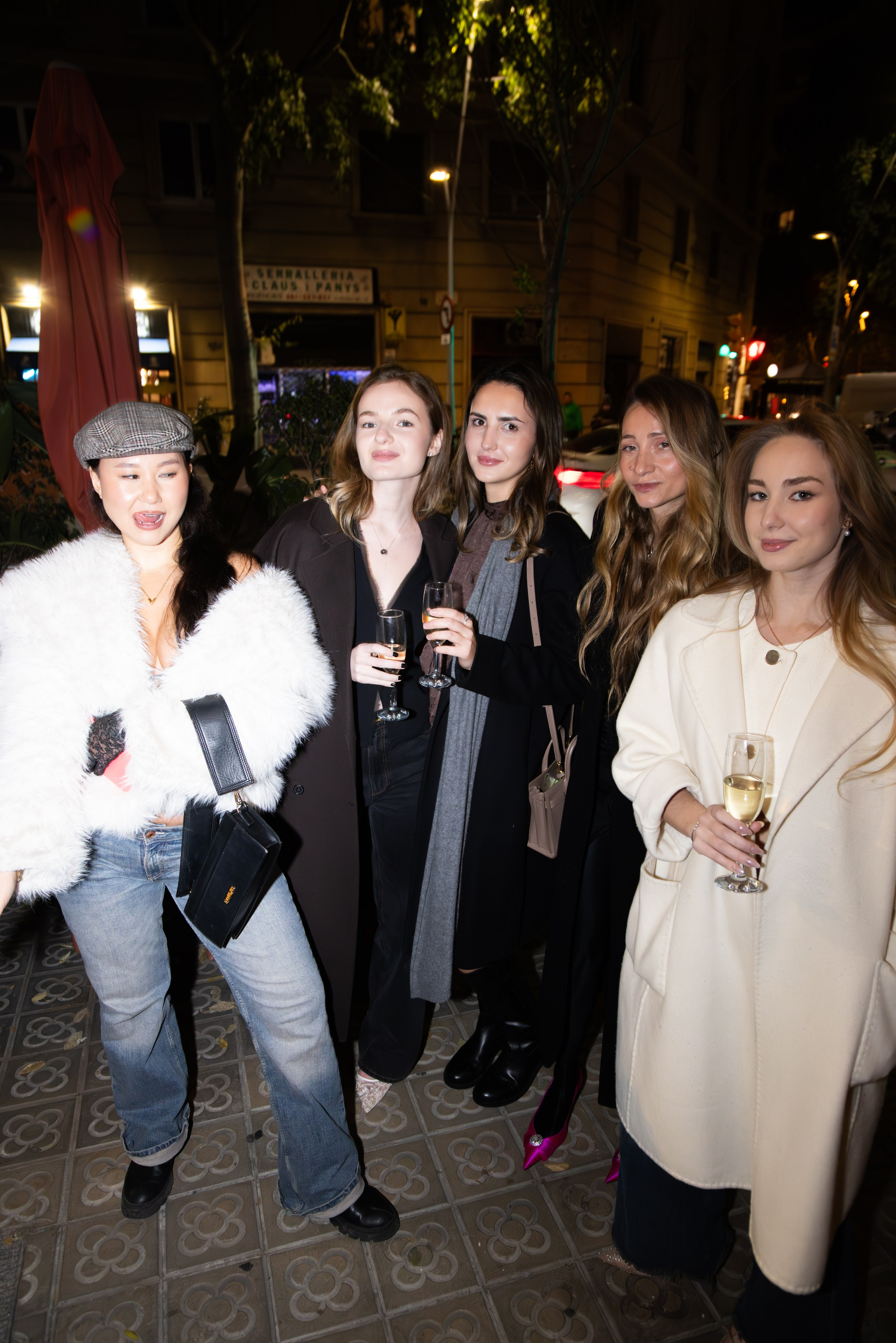 NIGHT and the CITY. Фотограф в Барселоне Валиулова Ася