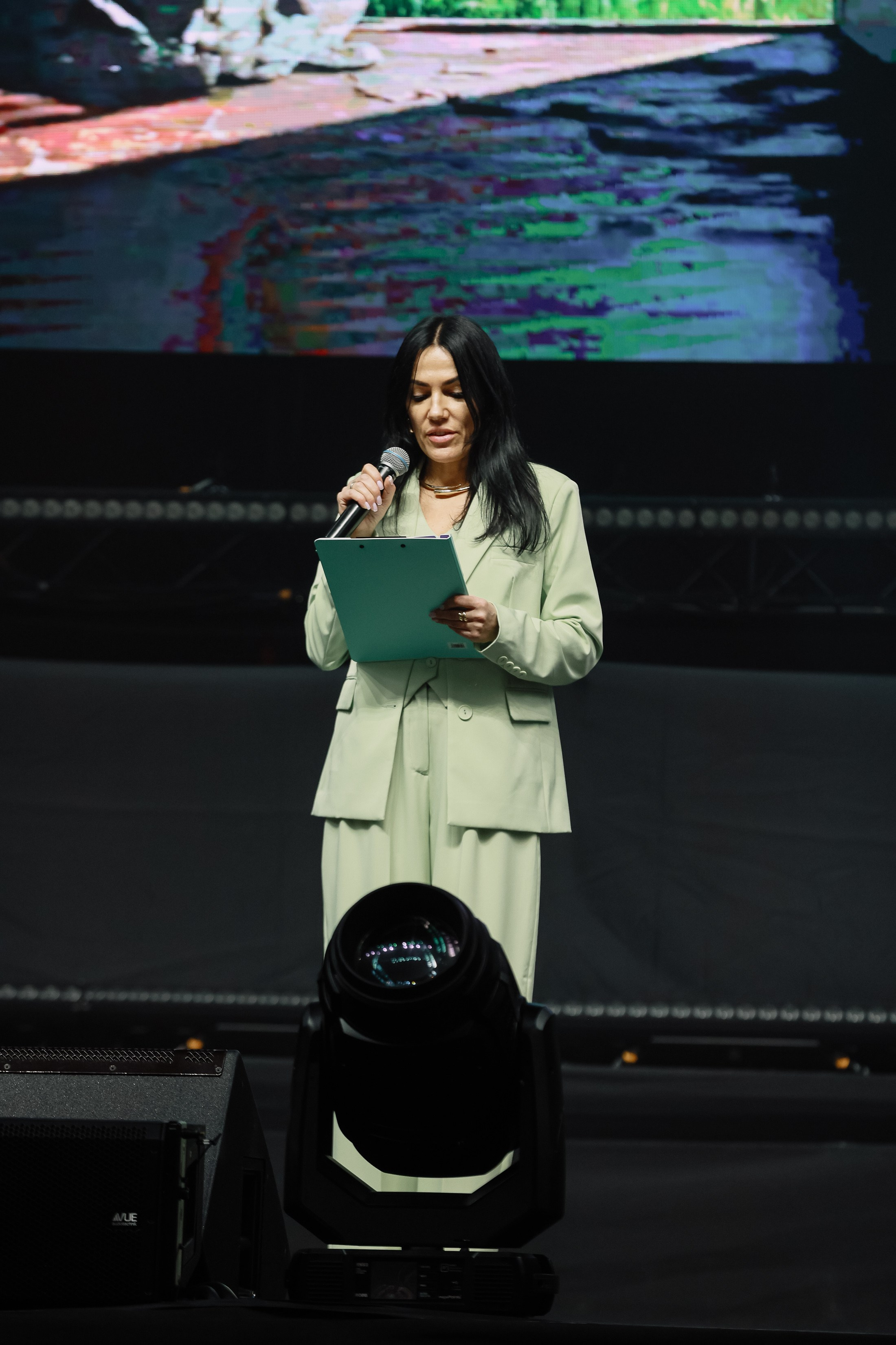 Музыкальный спектакль «Жить» в Локомотив Арене. Фотограф Юлия Мальцева