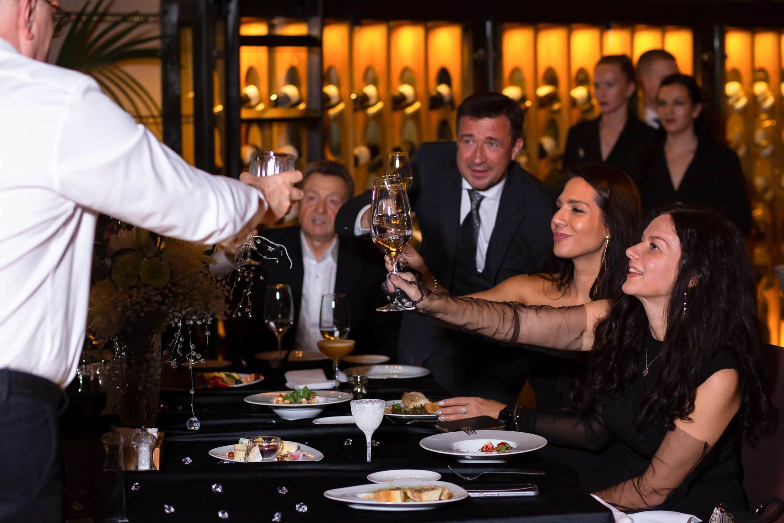 Корпоративный фотограф в Сочи и Сириусе — Премиум репортаж и тимбилдинги. Фотограф Сочи Адлер. Солькаева Анастасия