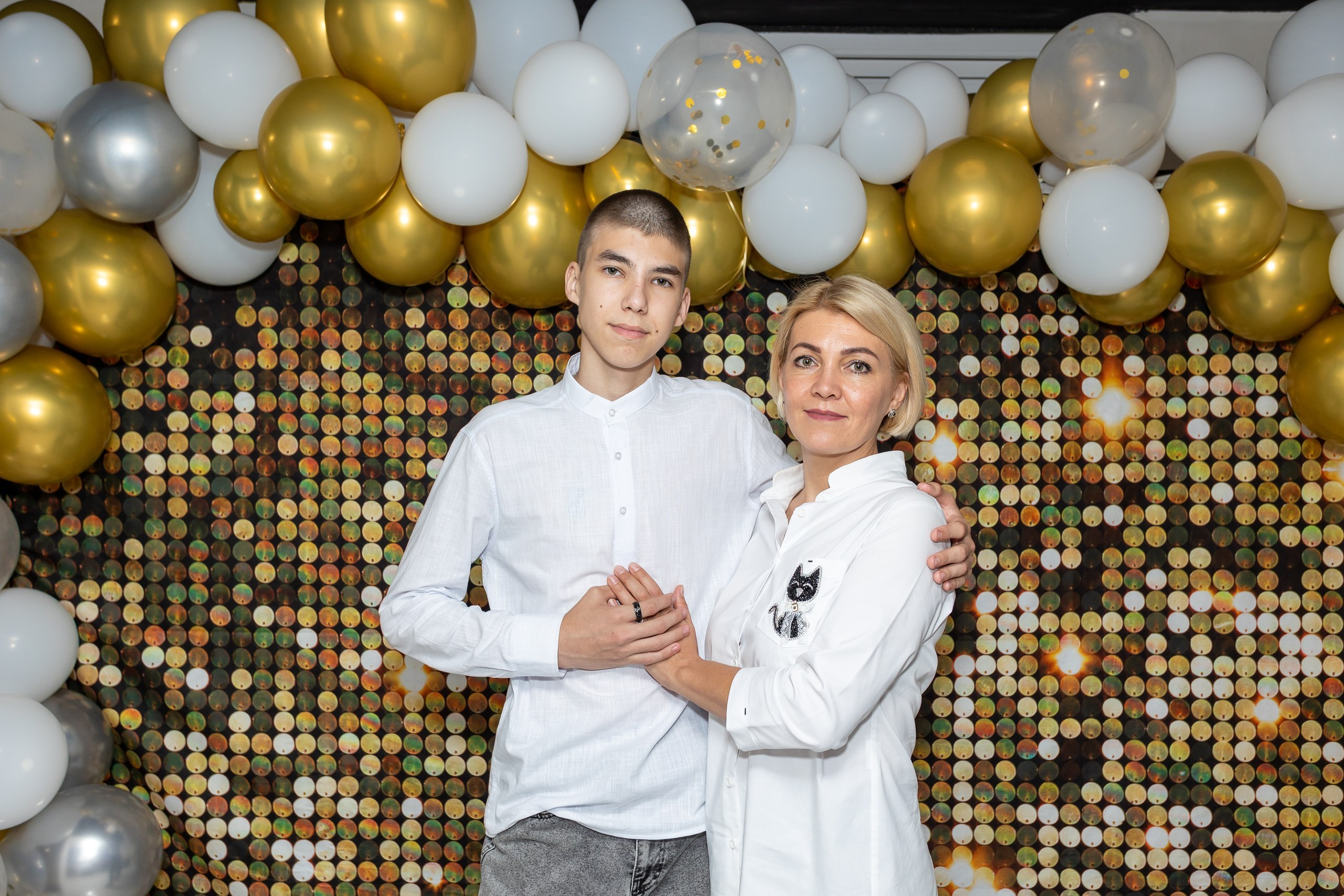 Вручение аттестата и выпускной вечер. Выпускные альбомы Майкоп, Краснодар Елена Золотарева