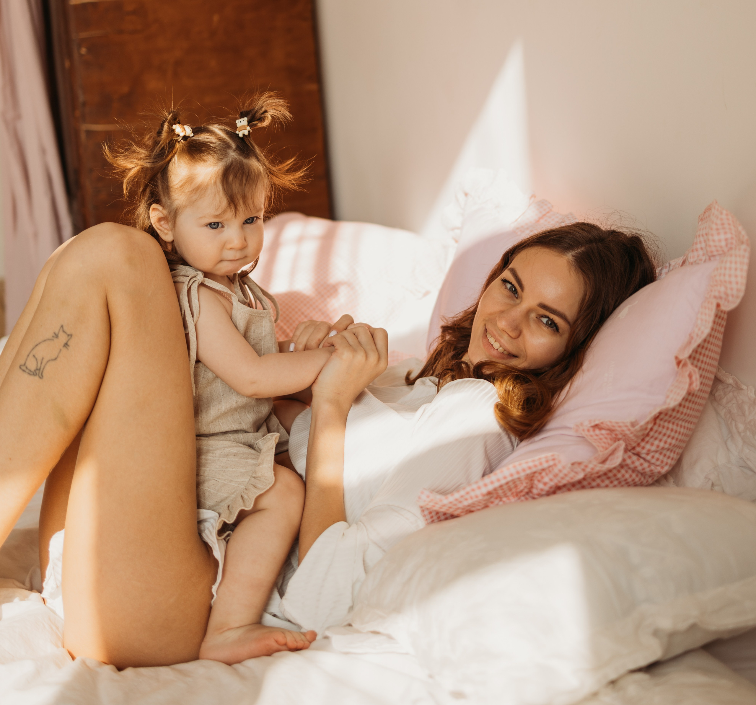 Вика и маленькая София. Фотограф Алевтина Матешук