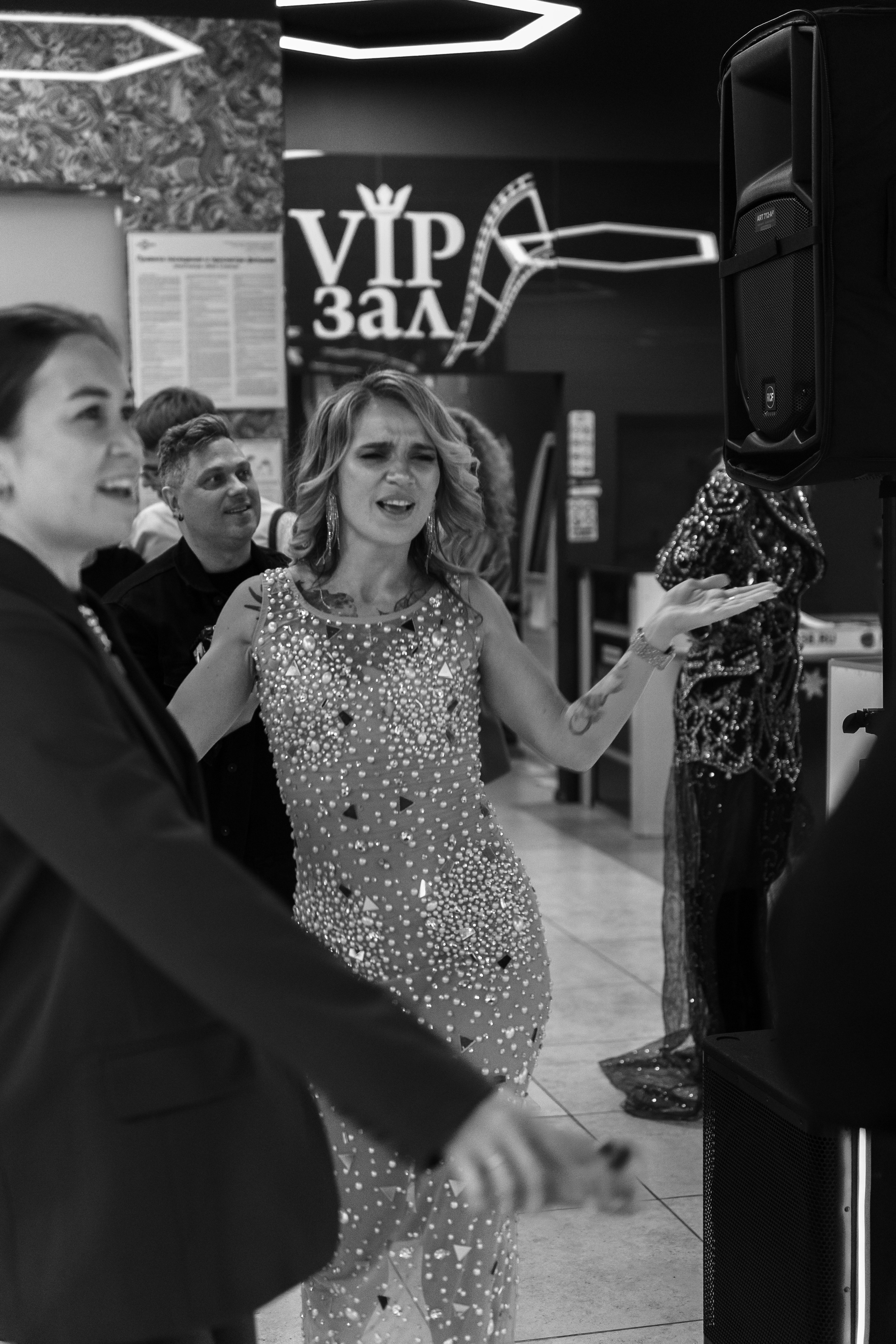 Веб-сериал «МЫ». Для тех, кто не ждёт удачи, а создаёт её. Каждая фотосессия — это твой момент, твой стиль, твой успех. 📸