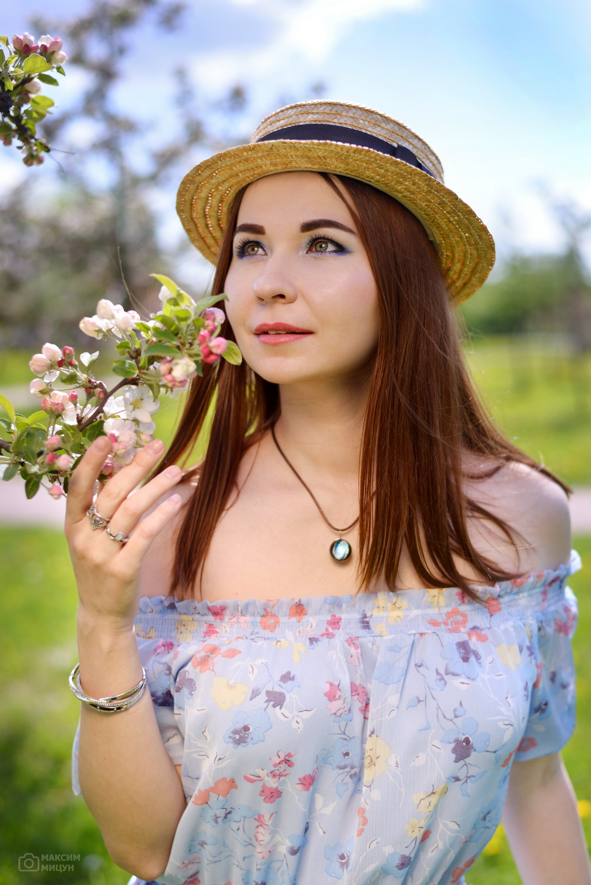 Портреты на природе. Фотограф Максим Мицун. Портрет, свадьба, репортаж, каталог