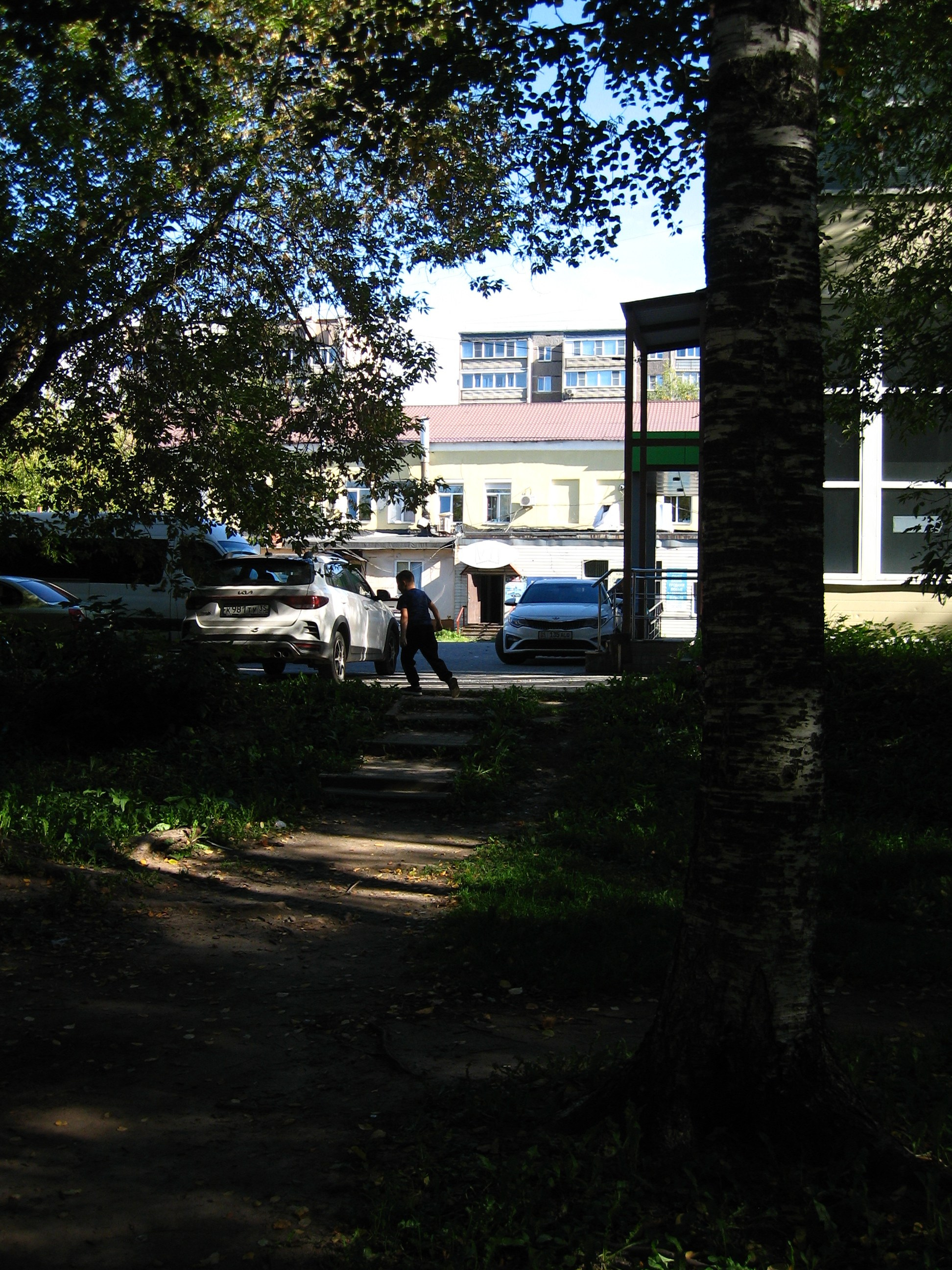 Сентябрь 2025. Den Mirov — Фотограф, Музыкант