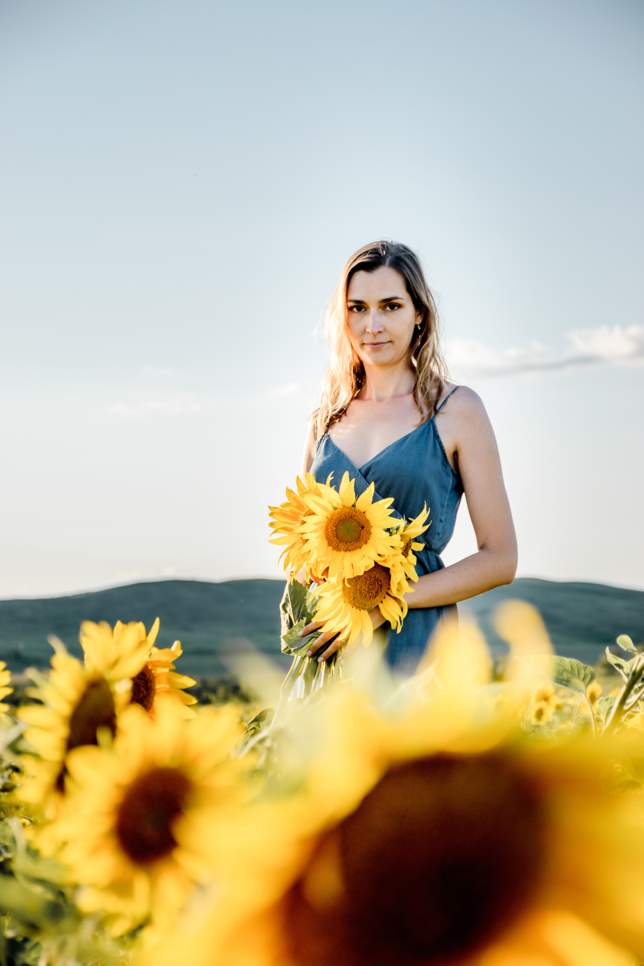 Дарья. В подсолнухах. Фотограф в Магнитогорске Татьяна Лоскутова