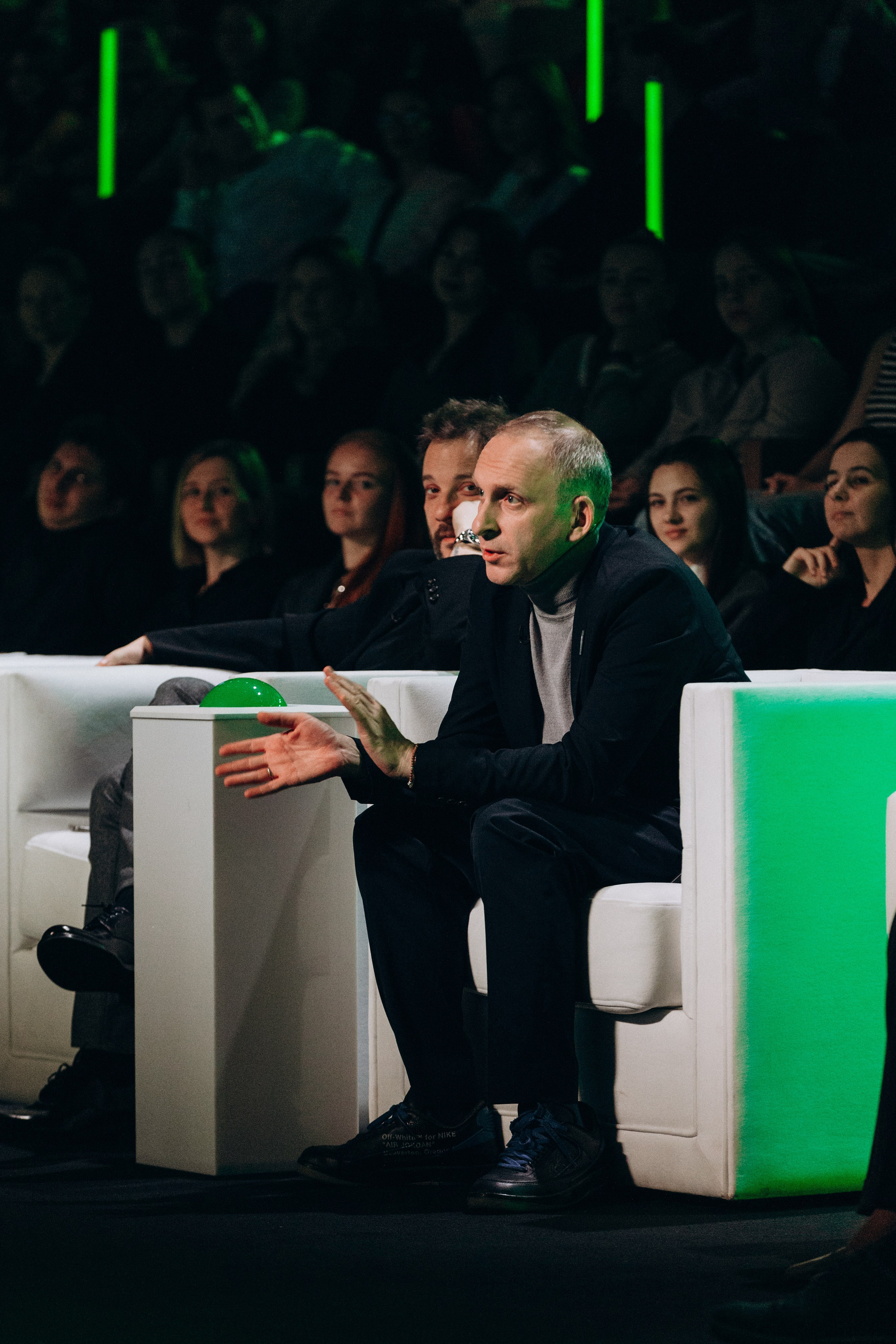 Битва стартапов. Олег Левин — профессиональный концертный и бэкстейдж фотограф в Москве