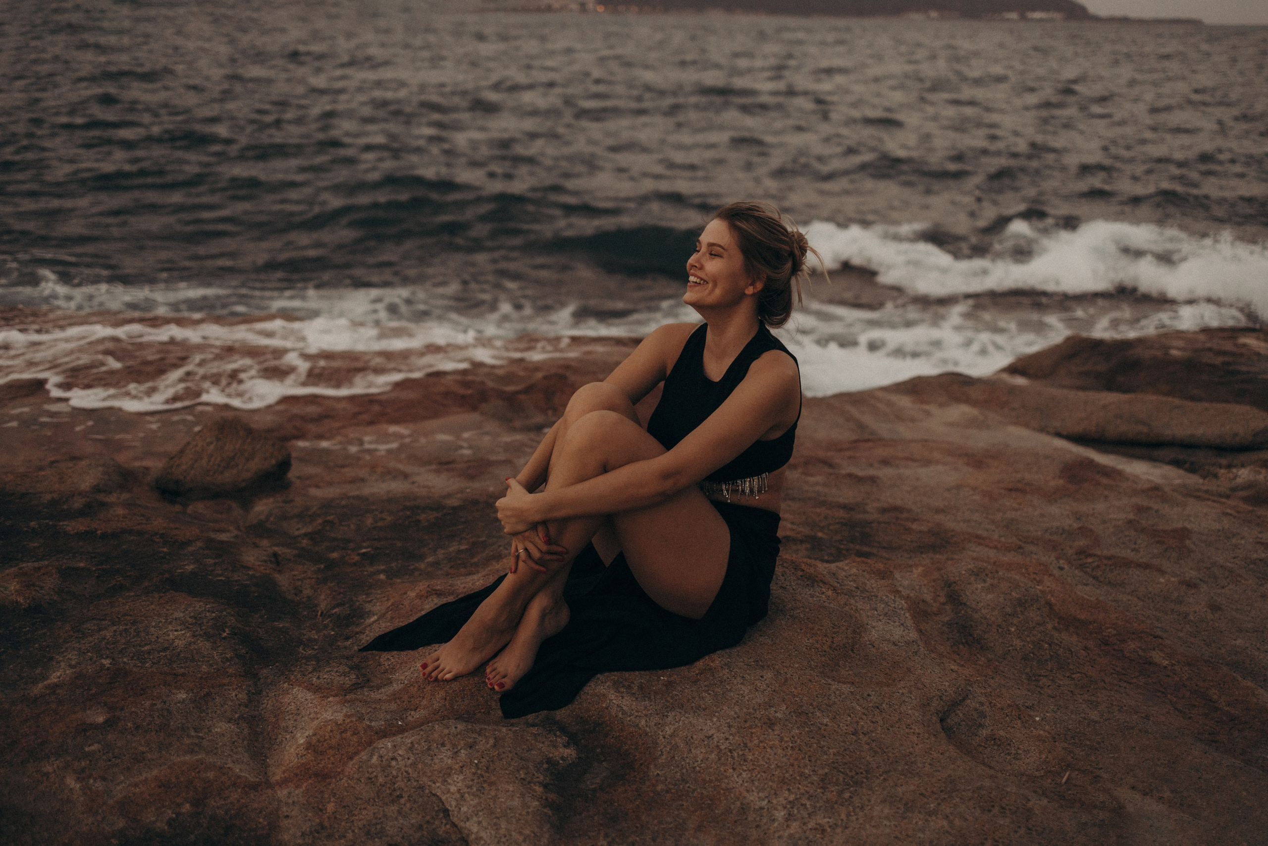 Кристина (Каменный сад Хон Чонг, Нячанг). Фотограф Астана. Индивидуальные, парные и семейные фотосессии