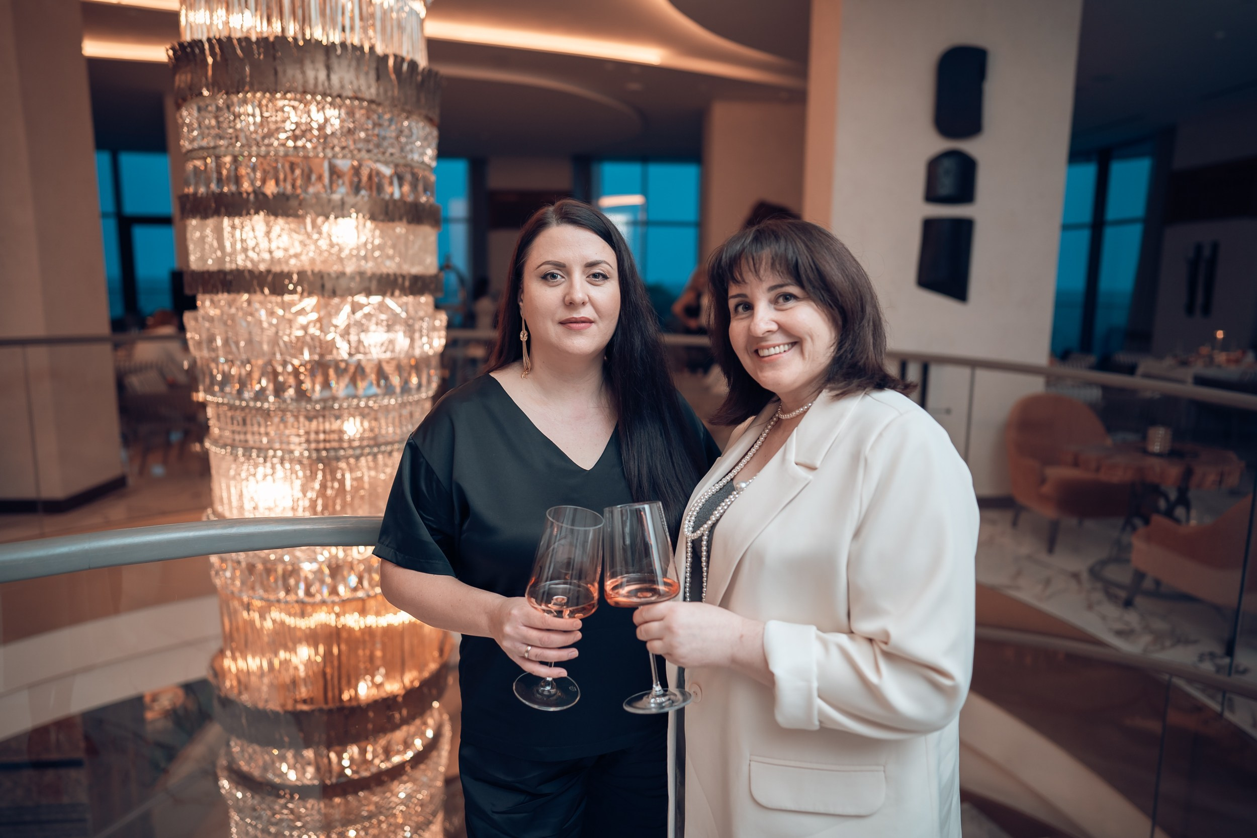 Стильный девичник в Luciano (Крым Форос). Церковный фотограф Севастополь