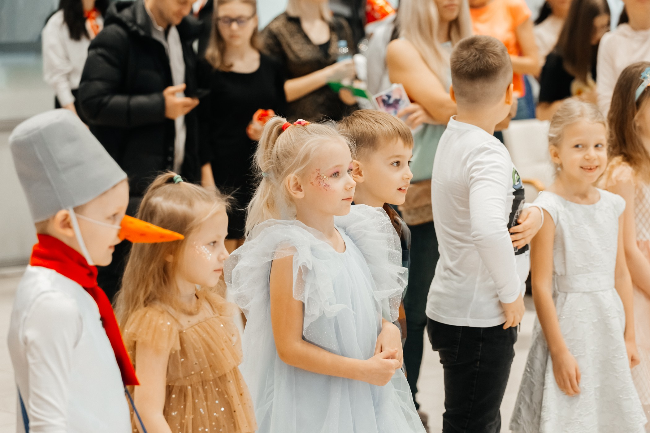 Детский мастер-класс в «Картель Авто» — «Студия чудес Алиса». Фотограф Кемерово | Сергей