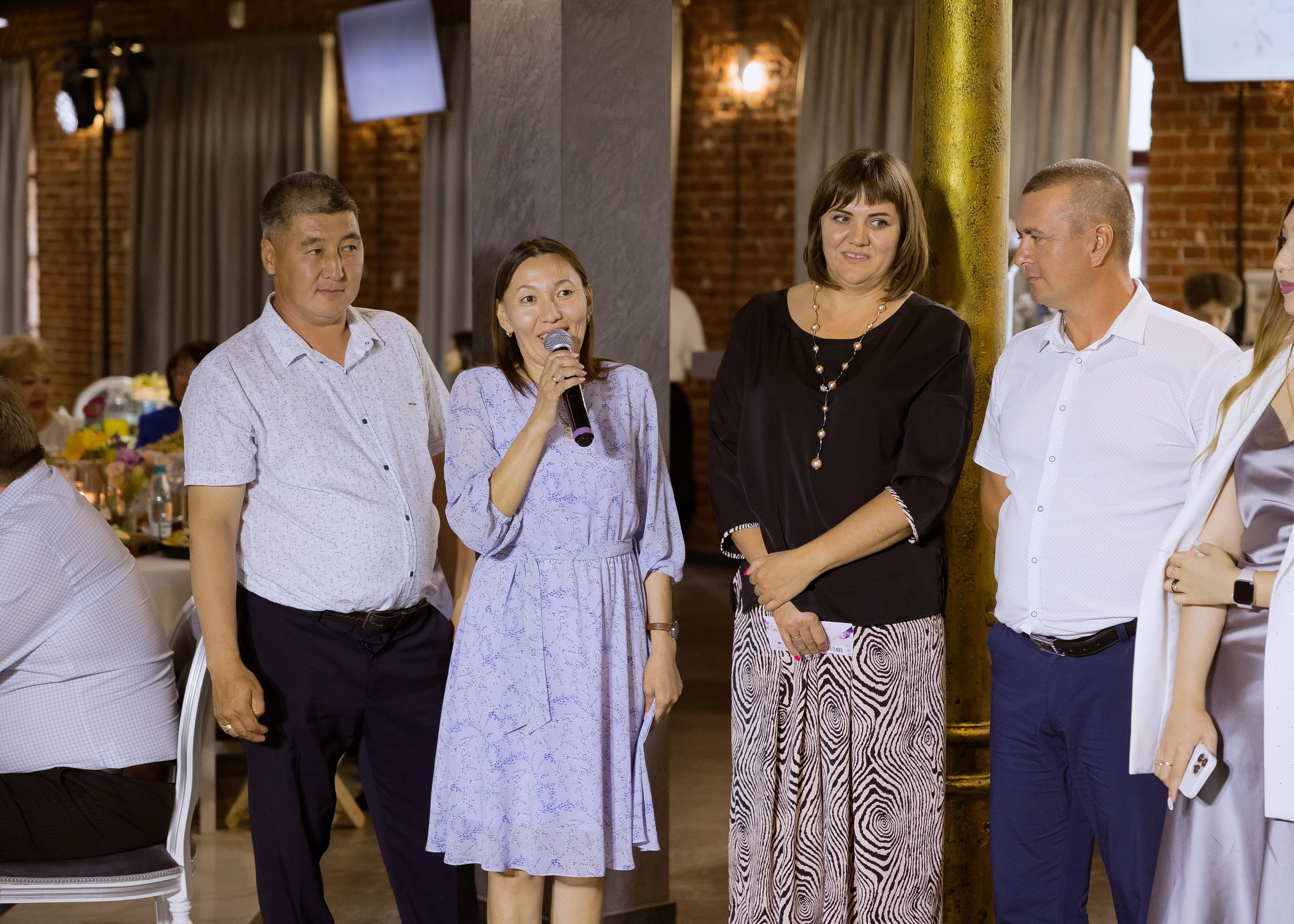 Дмитрий и Алита. Фотограф Эмиль Исякаев