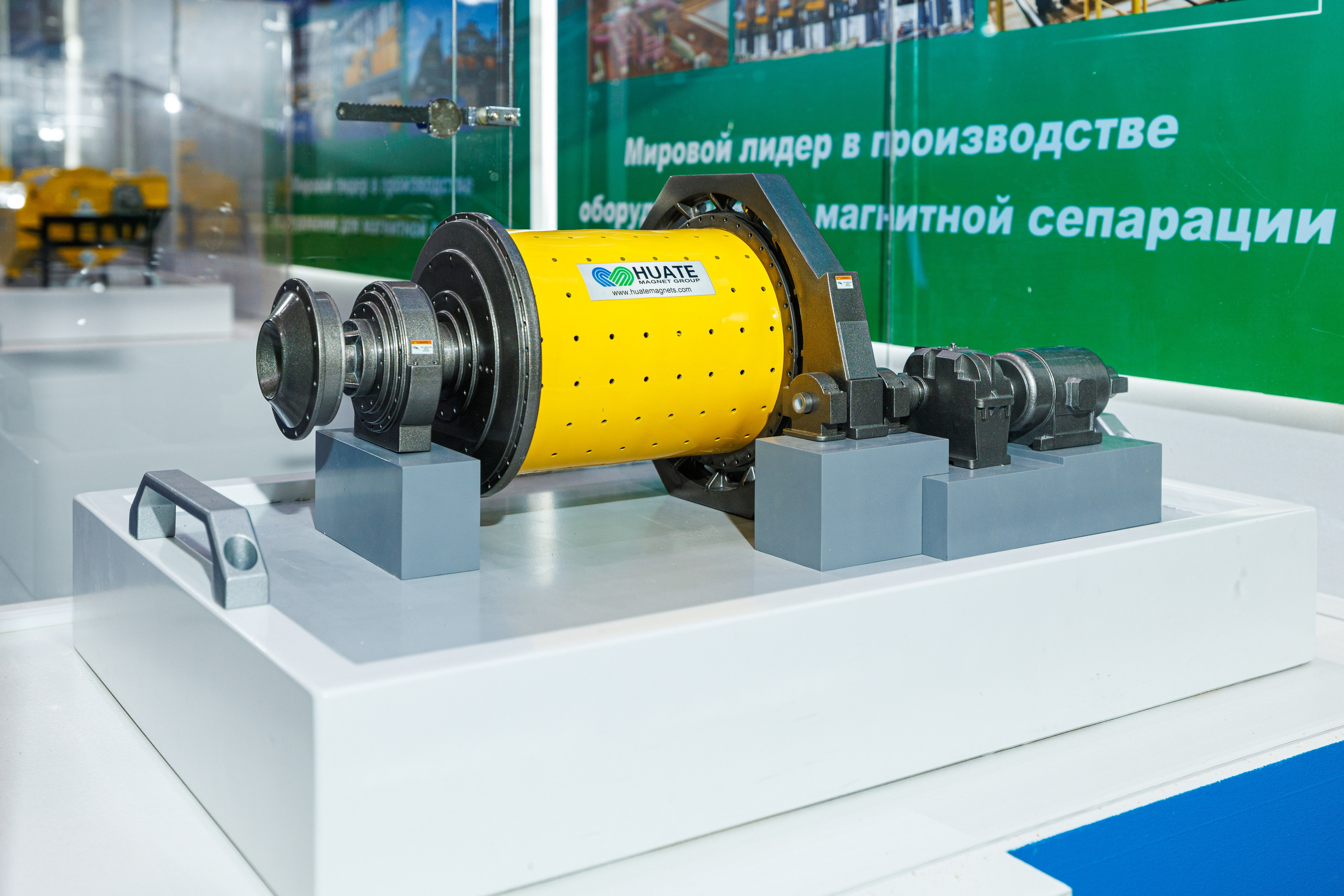 Съёмка стенда на выставке. Фотограф на мероприятие в Москве Марик