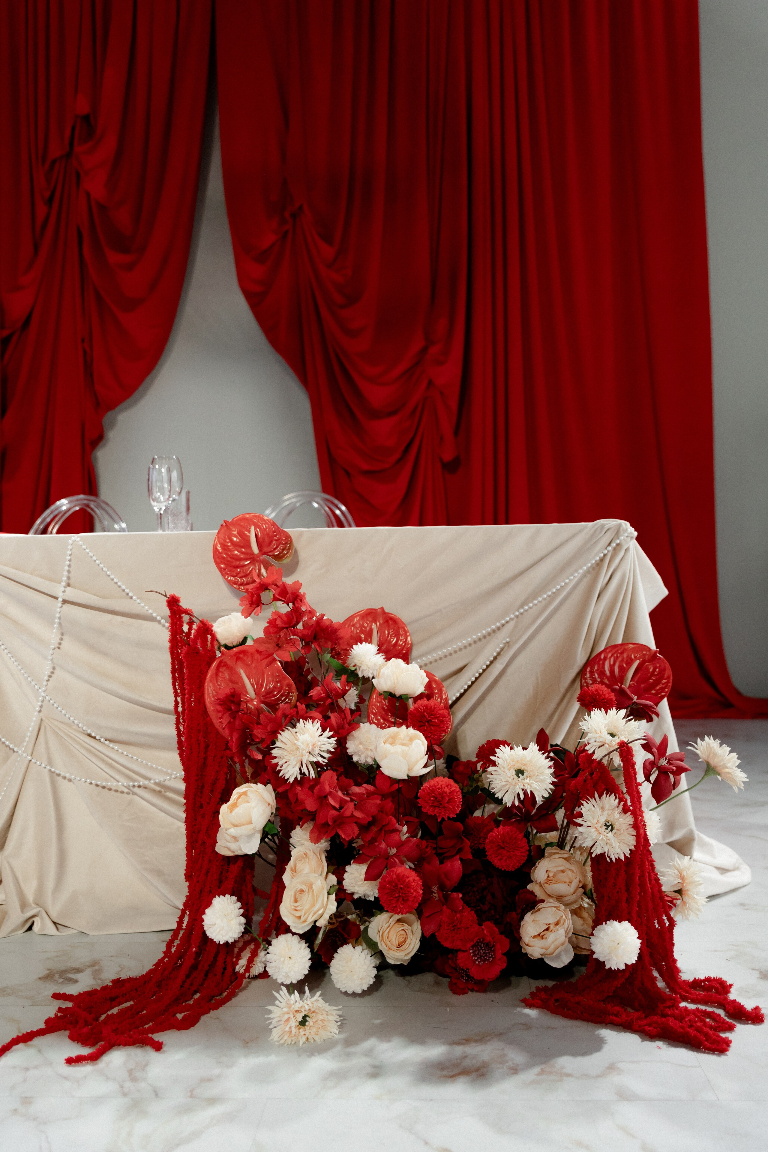 Elle Decor (красный). Анна Михайлова|Свадебный фотограф в Санкт-Петербурге