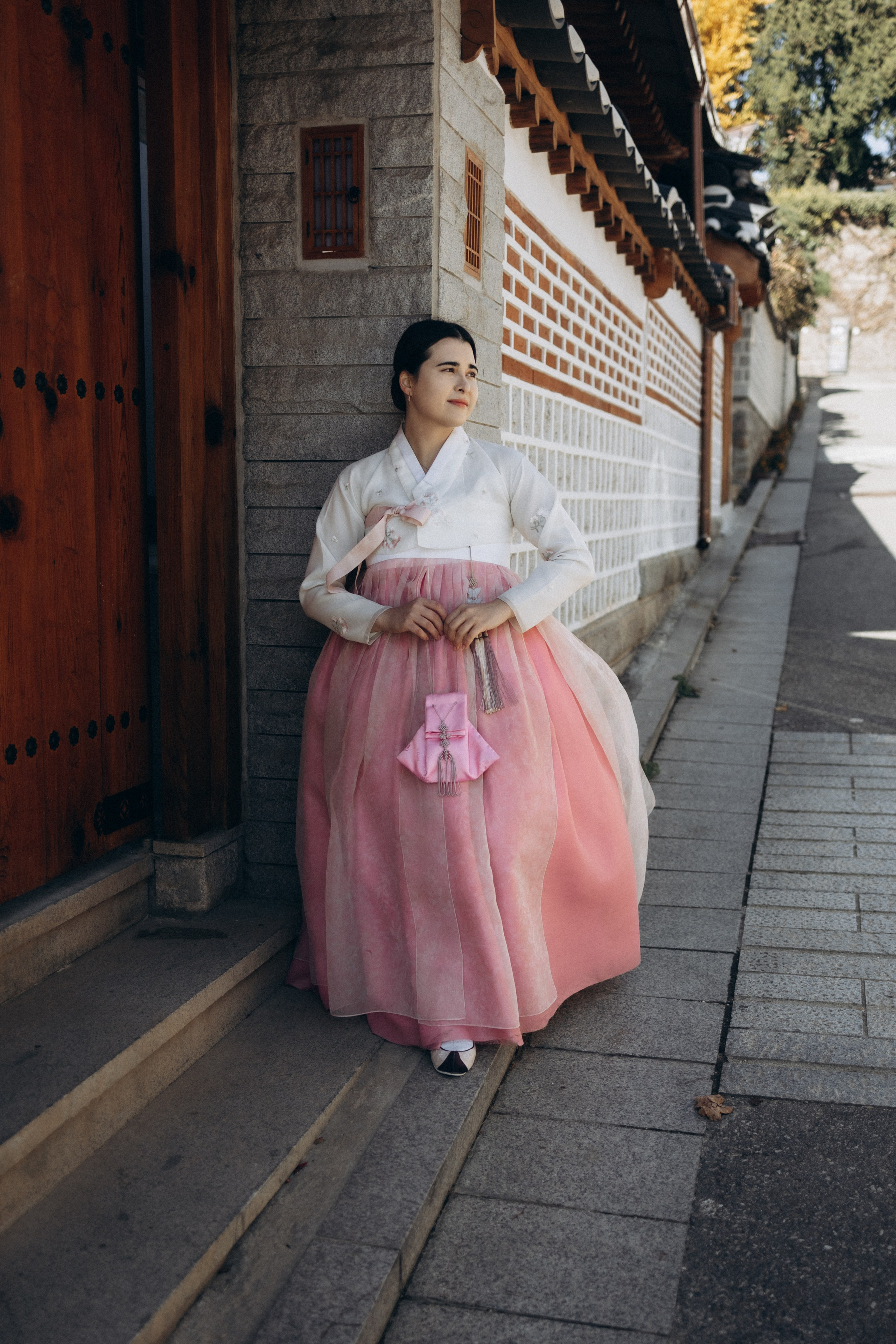 Фотосессия Маши и Саши в ханбоках. Фотограф Артем Бросов в Санкт-Петербурге и Дубае