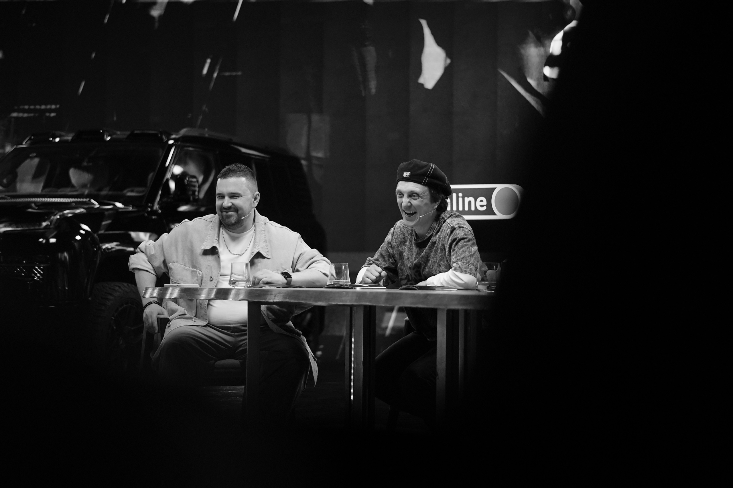 За кадром Medium Quality — шоу " Разгон ". Beardy Pix