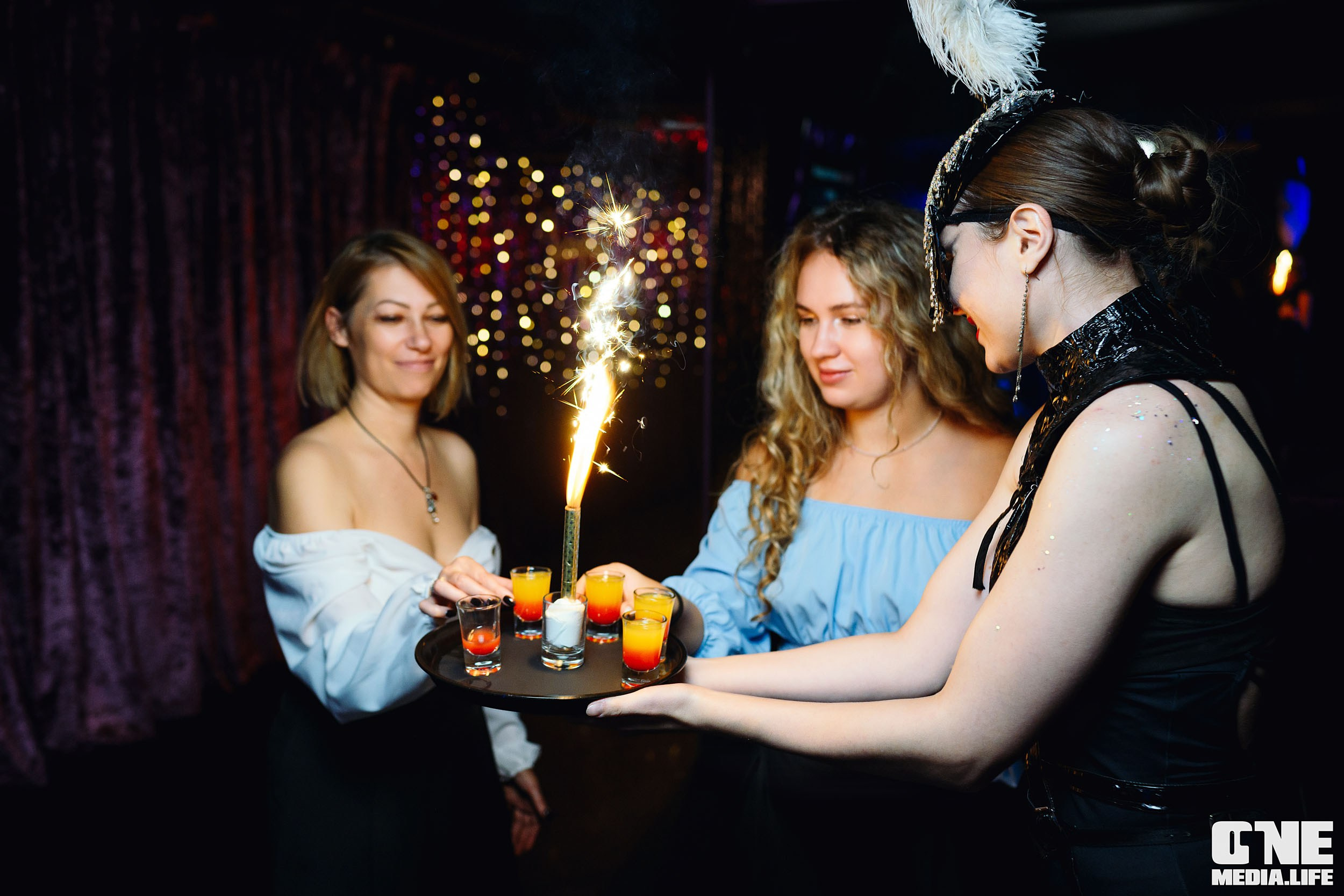 Фоторепортаж из караоке-клуба Эйфория. One Media Life: фоторепортажи, фотоотчеты с мероприятий и заведений