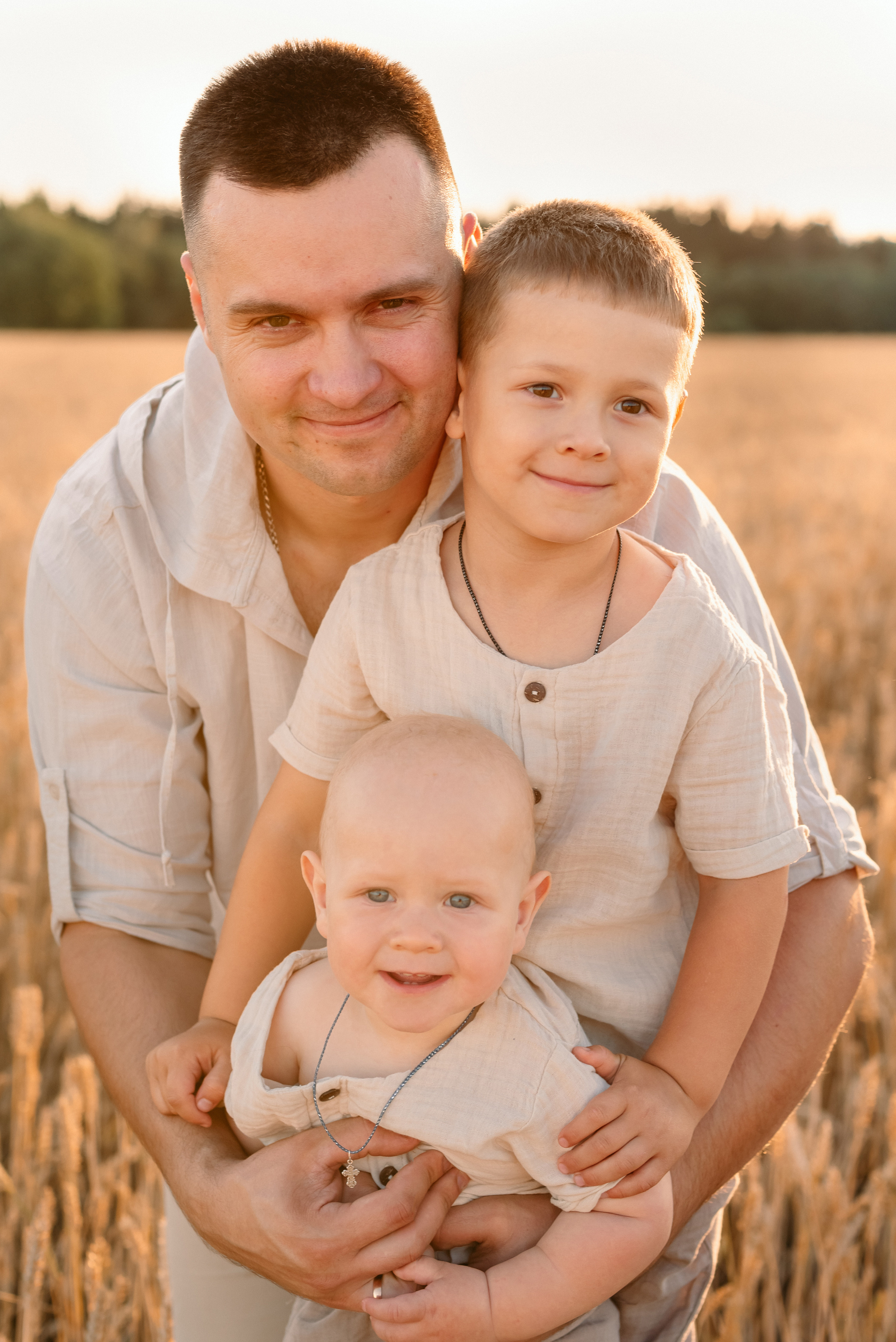 Семейная фотосессия на природе. Фотограф Юлия Кондратьева