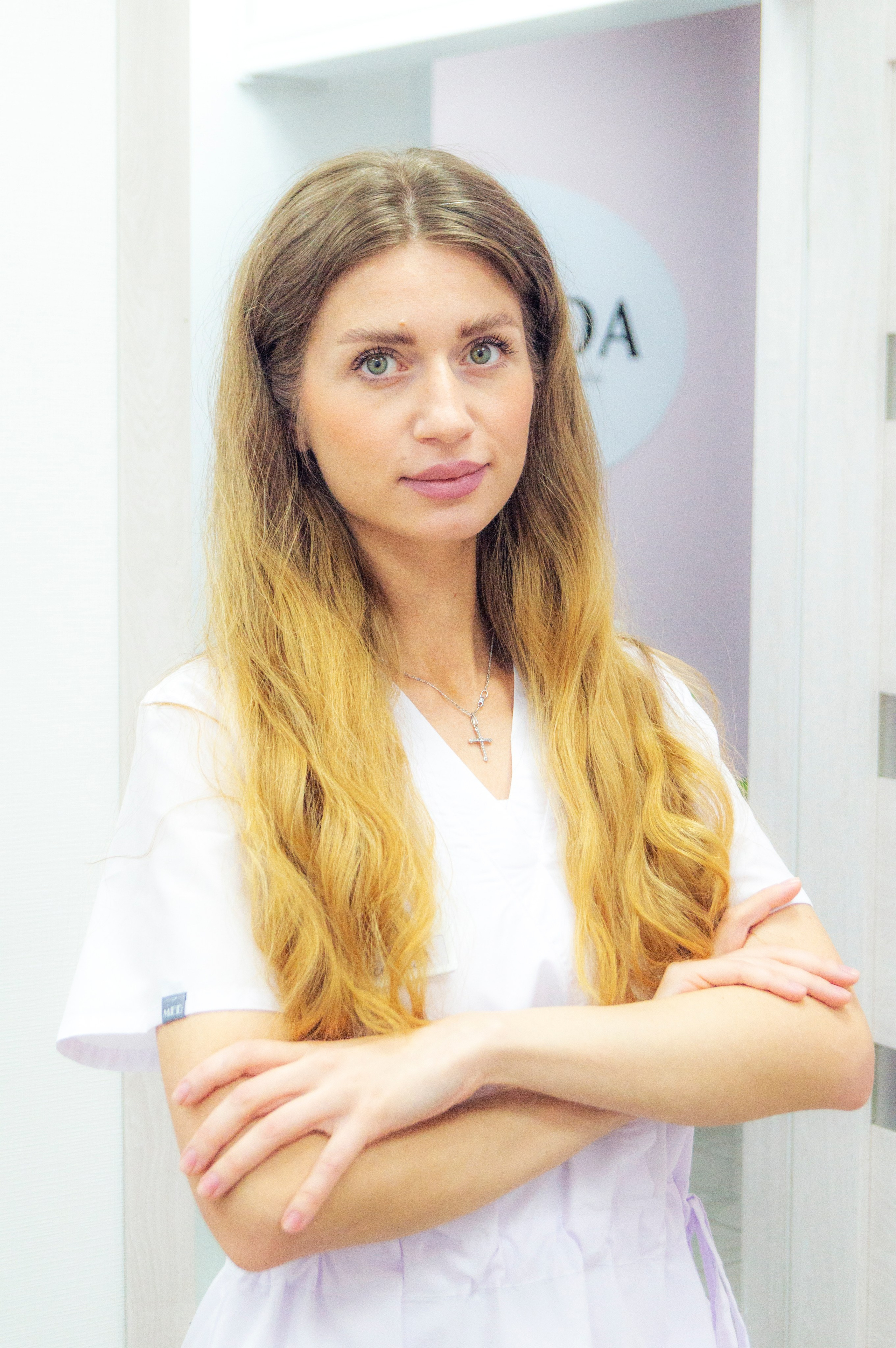 Съёмка в центре лазерной эпиляции. Интерьерный и портретный фотограф в Екатеринбурге Андрей Калинин