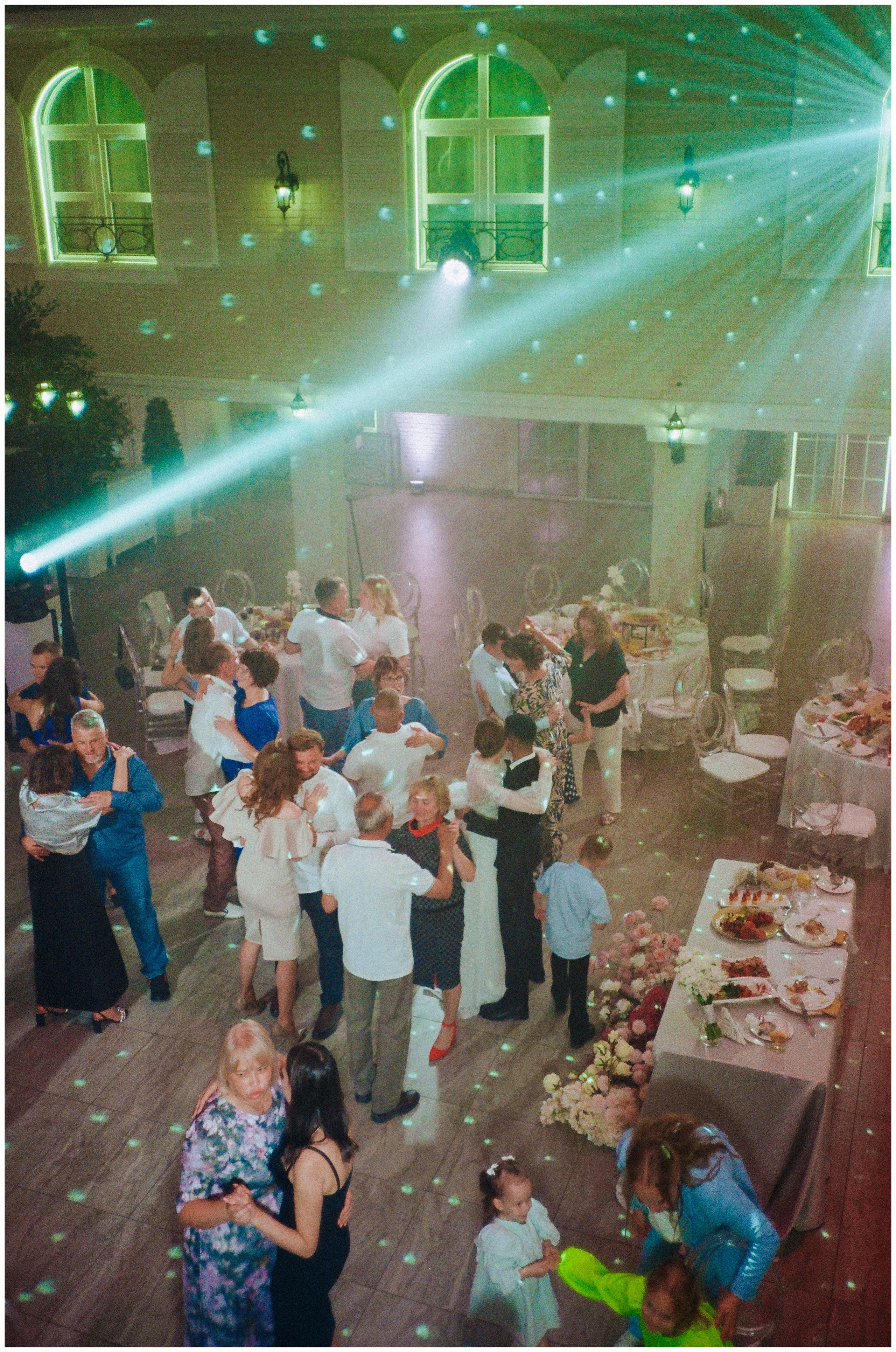 ФАМ И ПОЛИНА. Свадебный и семейный фотограф Никита Корохов