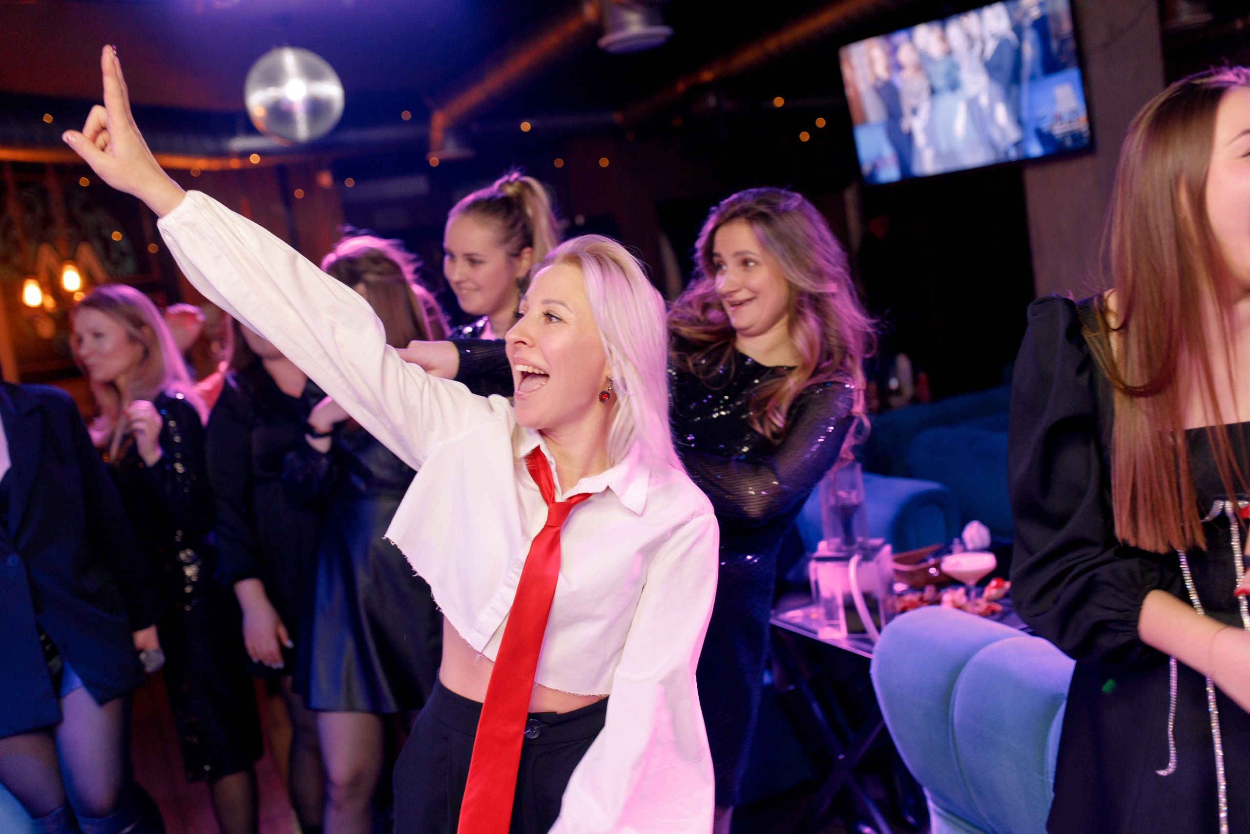 23/12/23 Новогоднее караоке в Мята Спортивная Действия. Мята Спортивная — Кальянная, караоке, бар в Минске