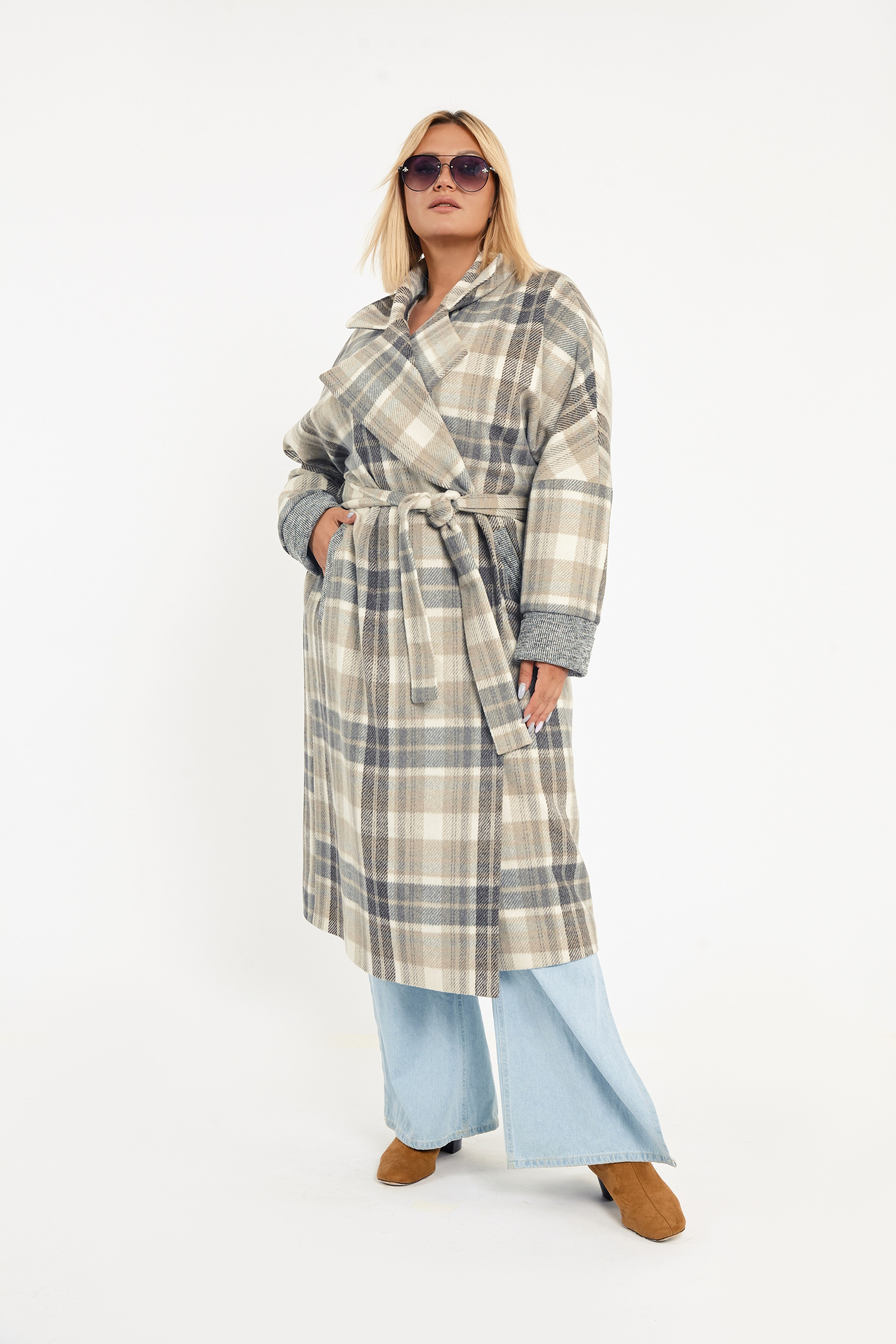 Съемка каталога одежды Eva Graffova 22/23. Рекламный фотограф Санкт-Петербург Катерина Мишкель