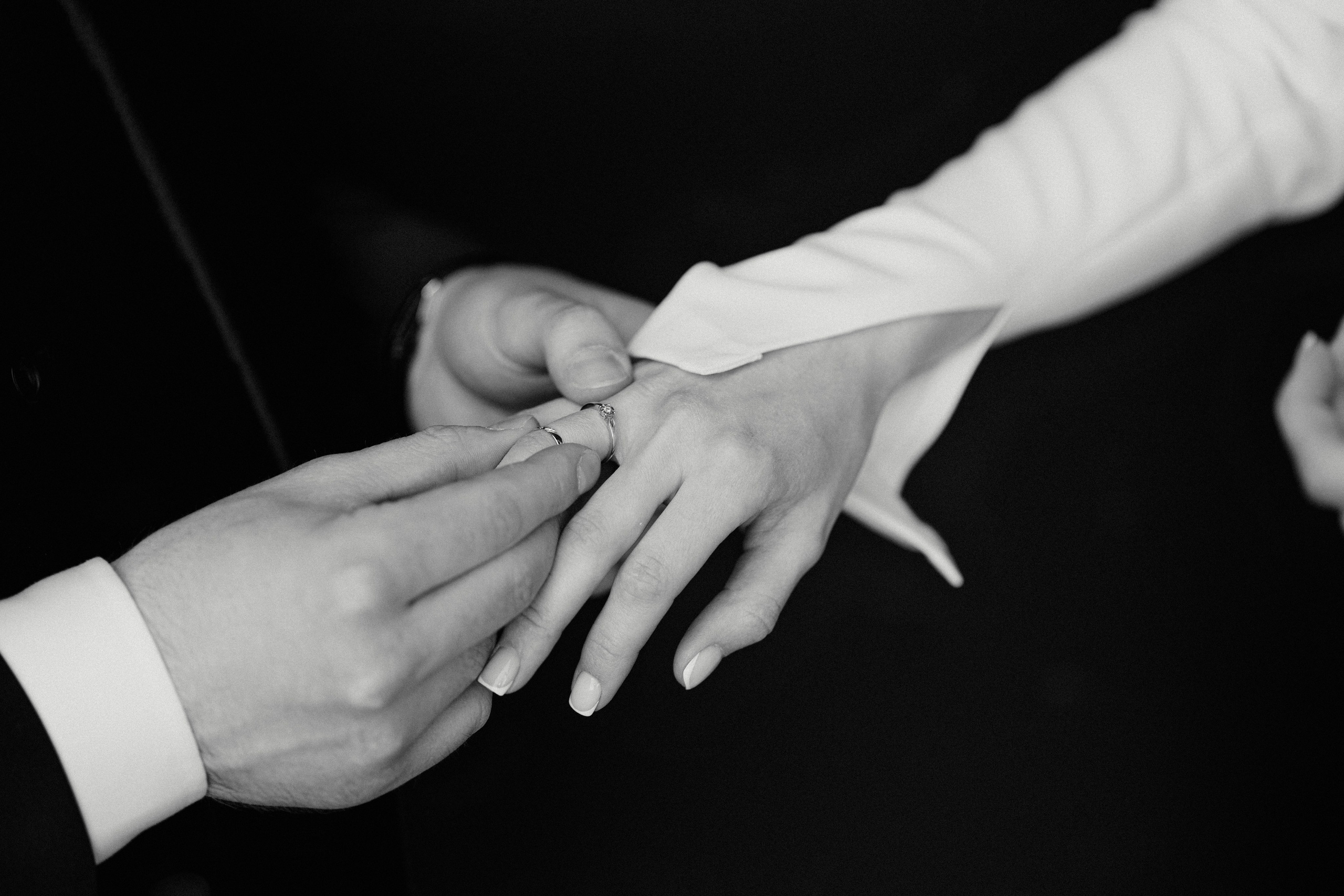 Свадебная фотосессия на стадионе Спартак. Свадебный фотограф в Москве. свадебная фотосессия Москва. Фотограф в Москве Валерия Рожкова