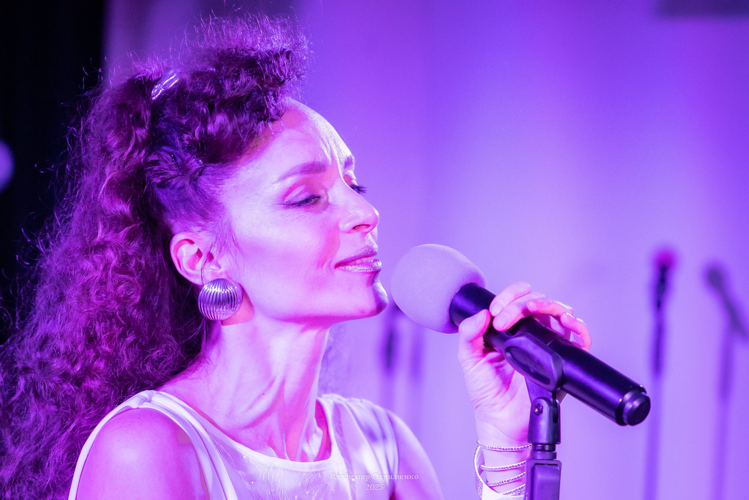 Концерт вокального коллектива Bella Mamma «Мы из 90-х». Фотограф Владимир Охрименко