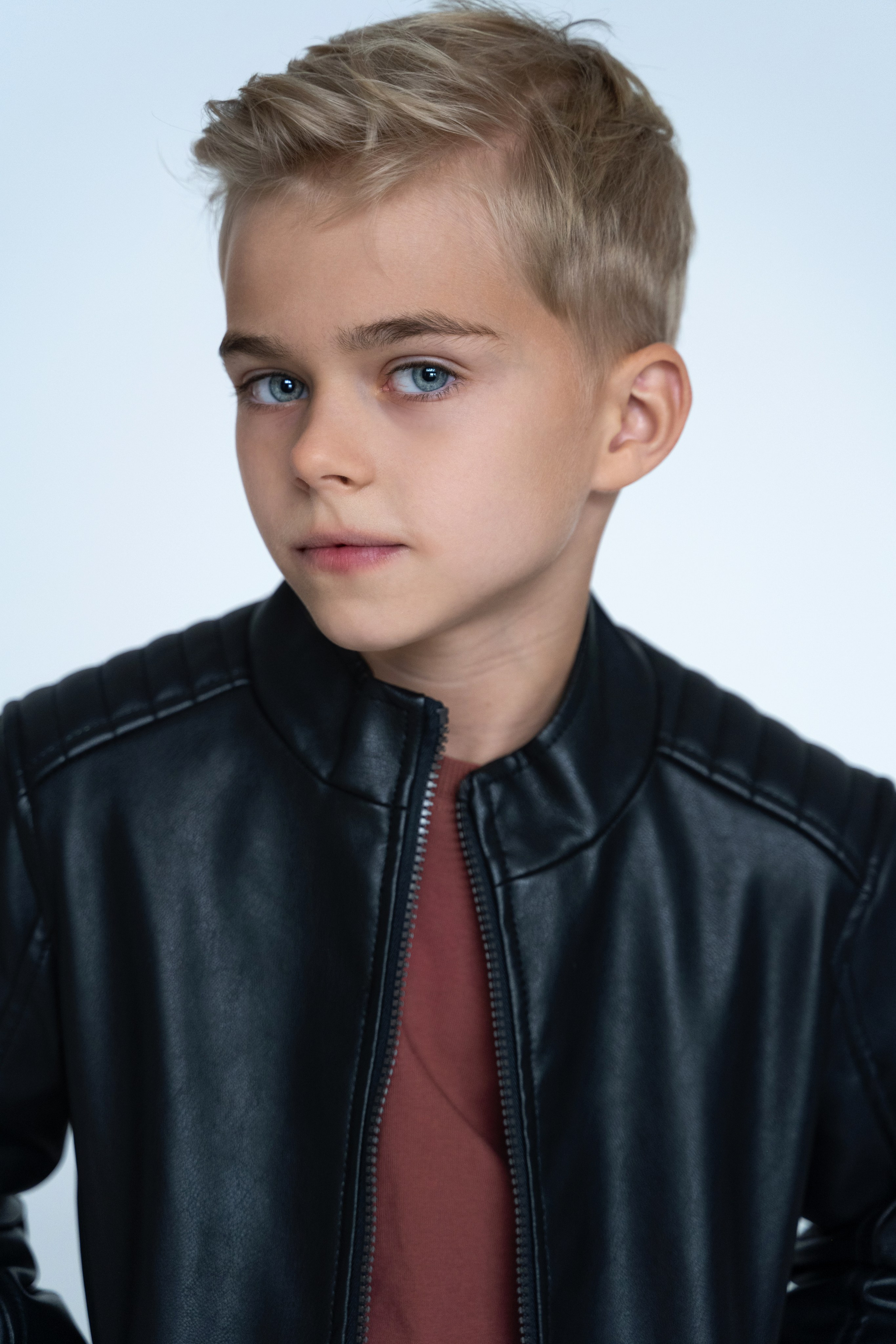 Иван. Фотограф Москва Виктория Вишневская актерское / модельное портфолио