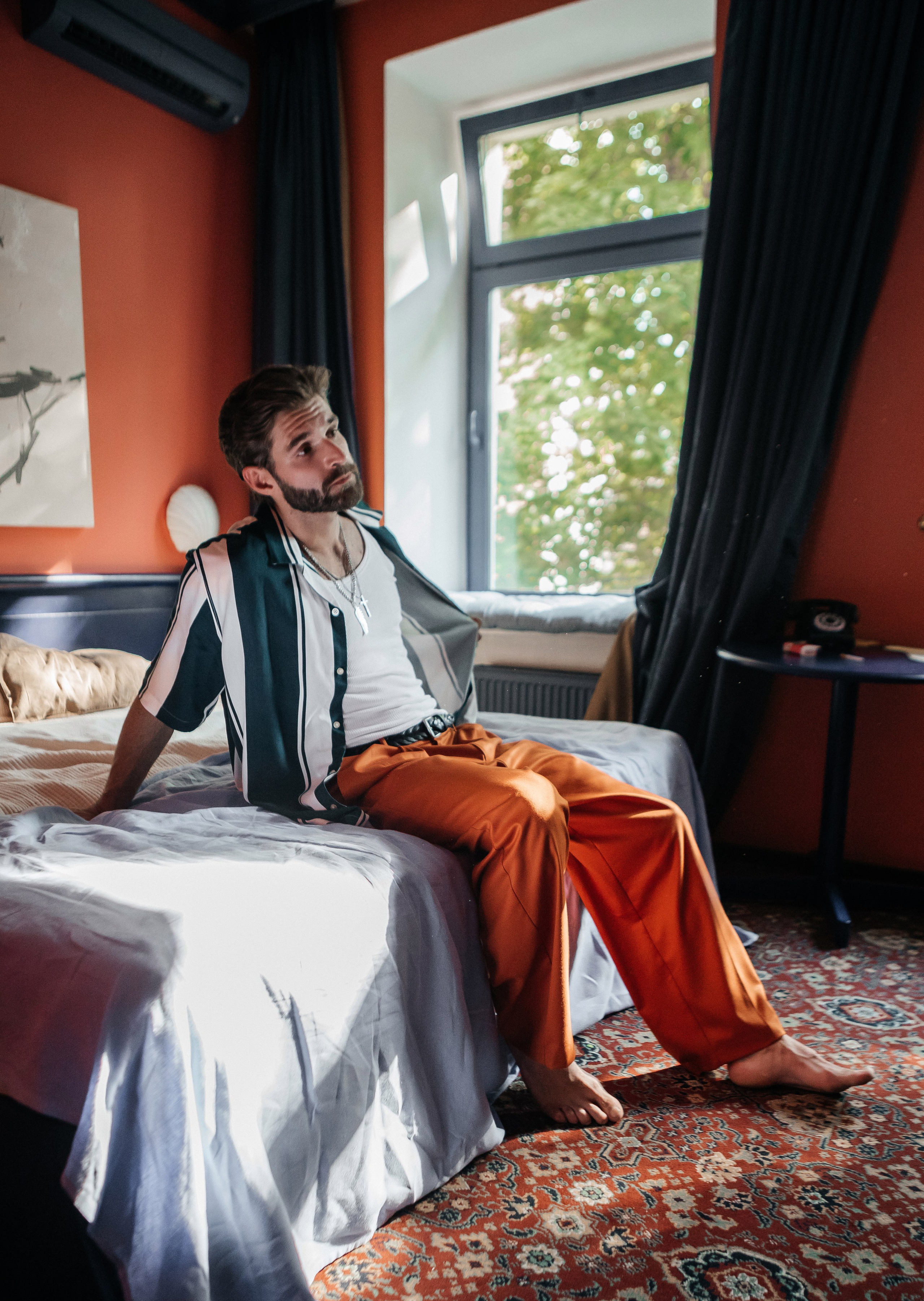 Мужской портрет «мысли не дают мне покоя». Свадебный и семейный фотограф Ибрагимова Мария из Екатеринбурга